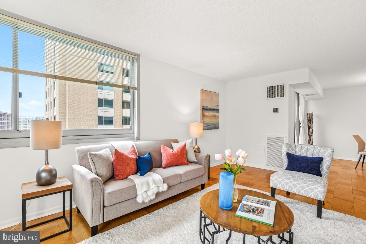 FRIENDSHIP HEIGHTS - Residential