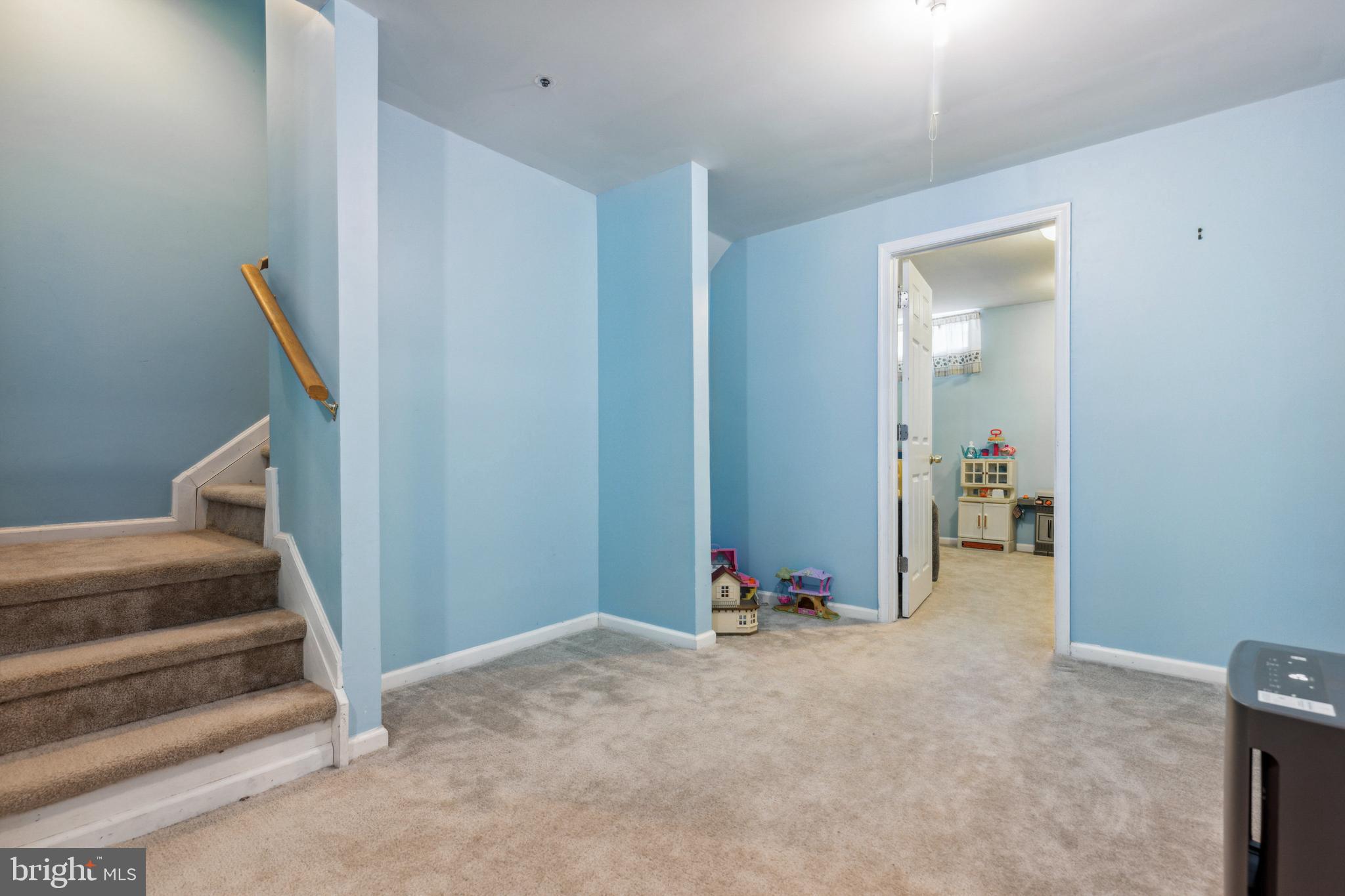 FLOWER HILL - Residential