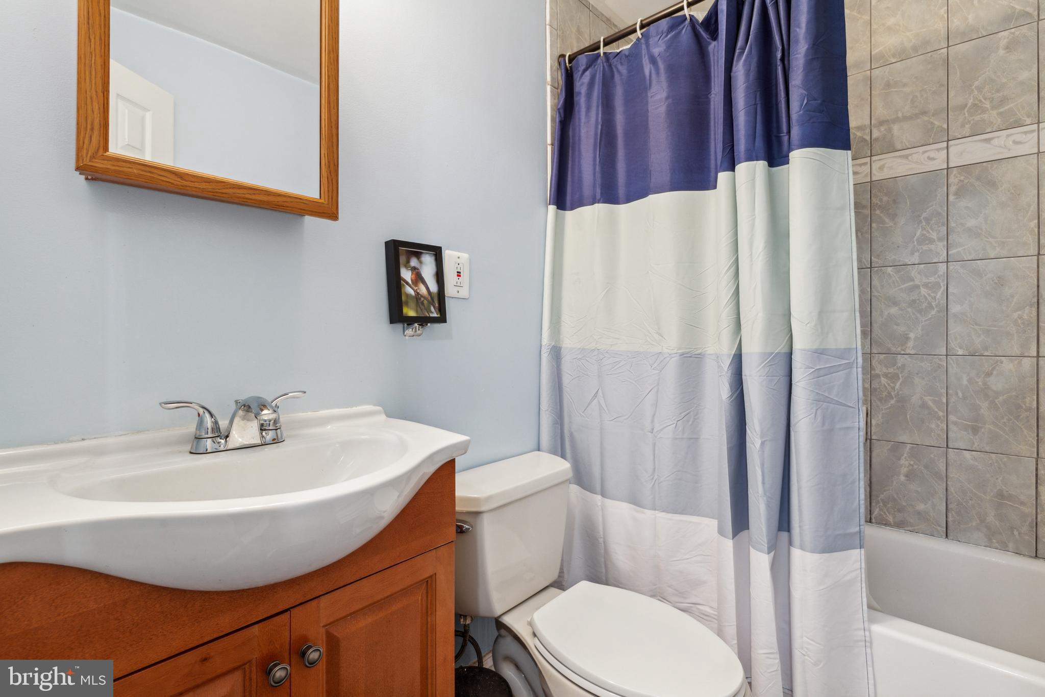 FLOWER HILL - Residential