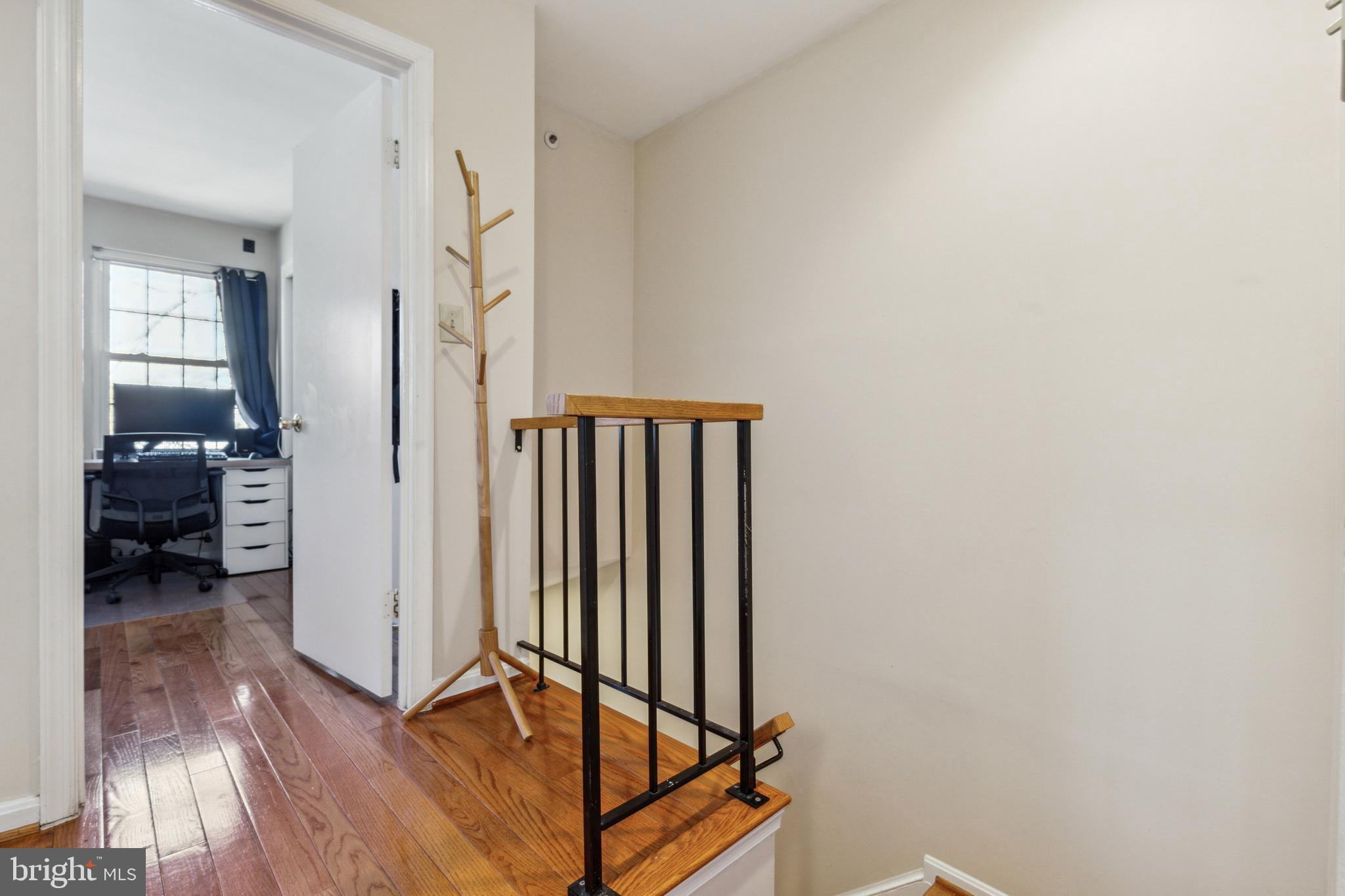 FLOWER HILL - Residential