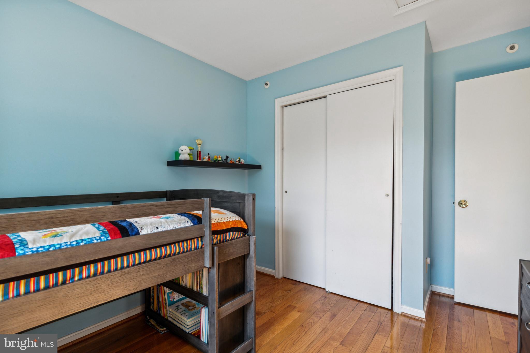 FLOWER HILL - Residential