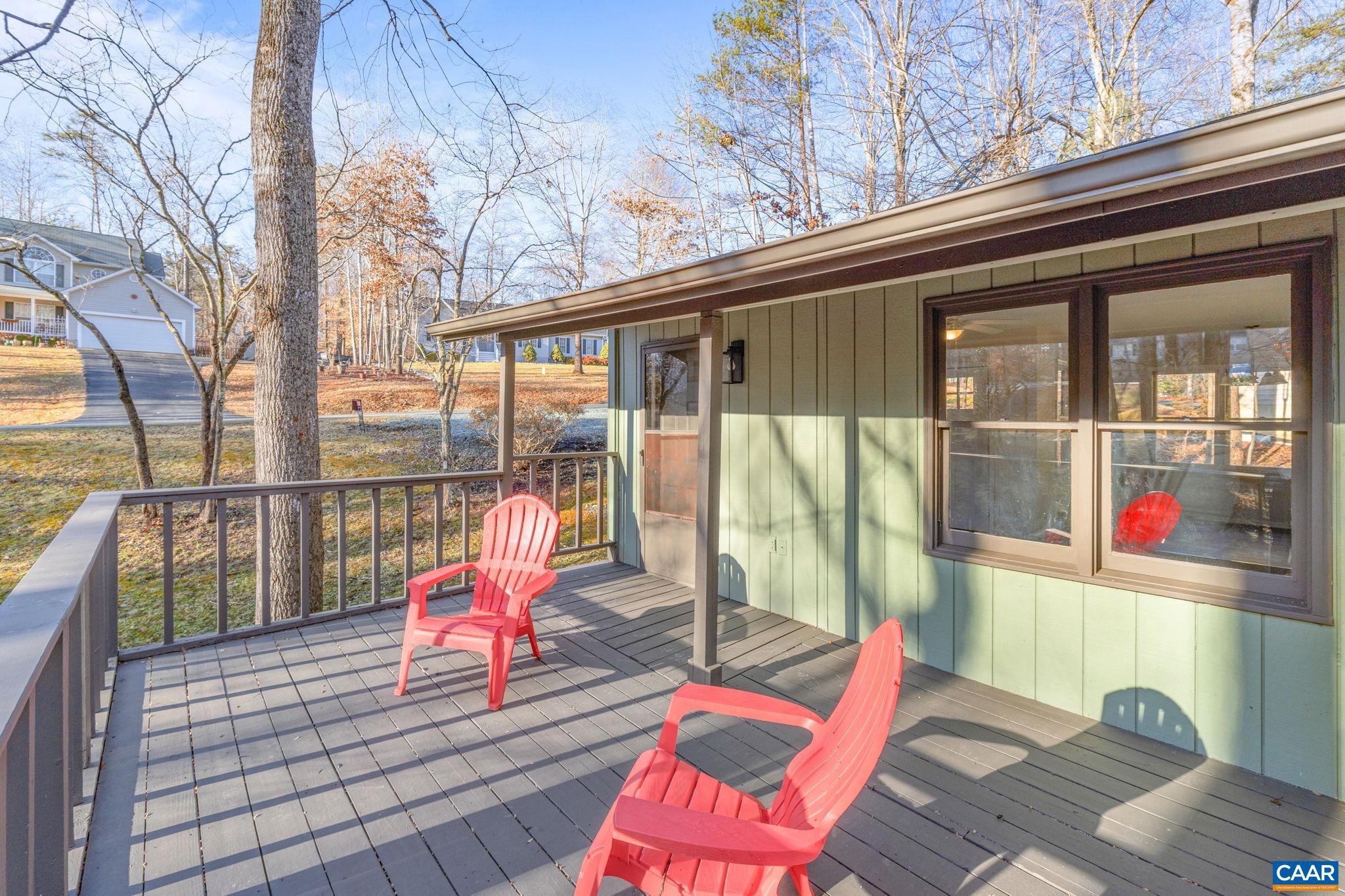 LAKE MONTICELLO - Residential