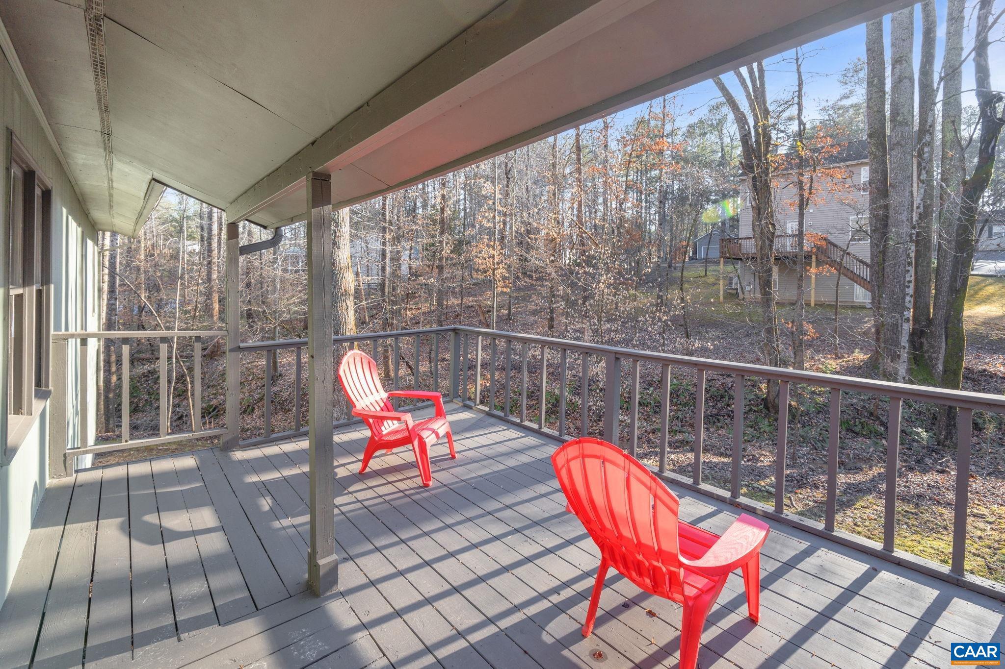 LAKE MONTICELLO - Residential