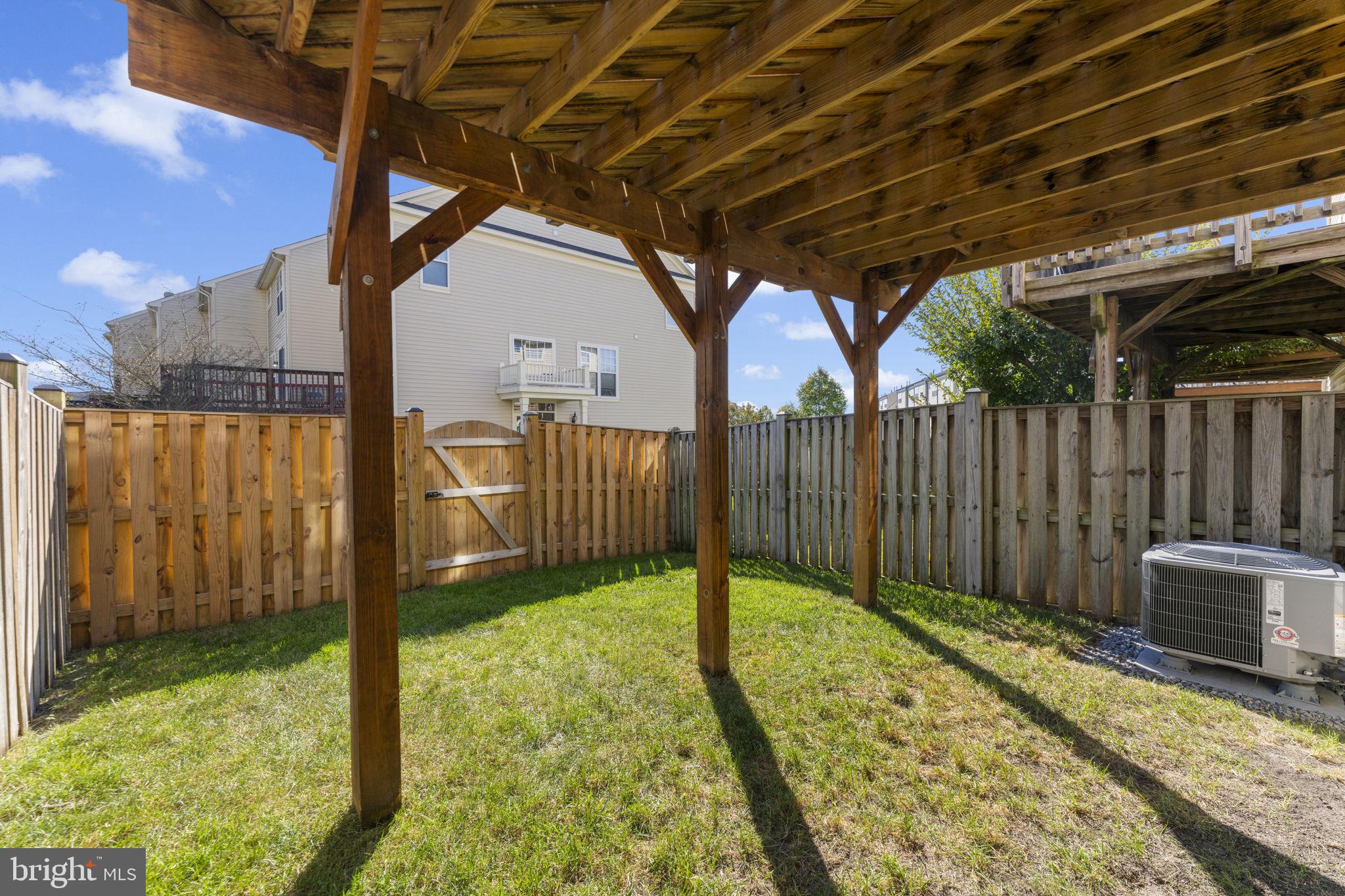 VICTORY LAKES - Residential