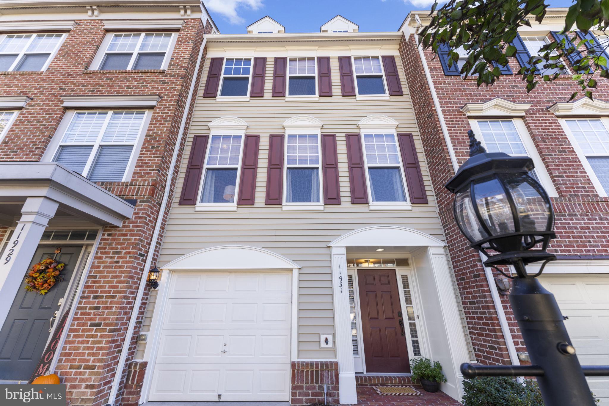 VICTORY LAKES - Residential