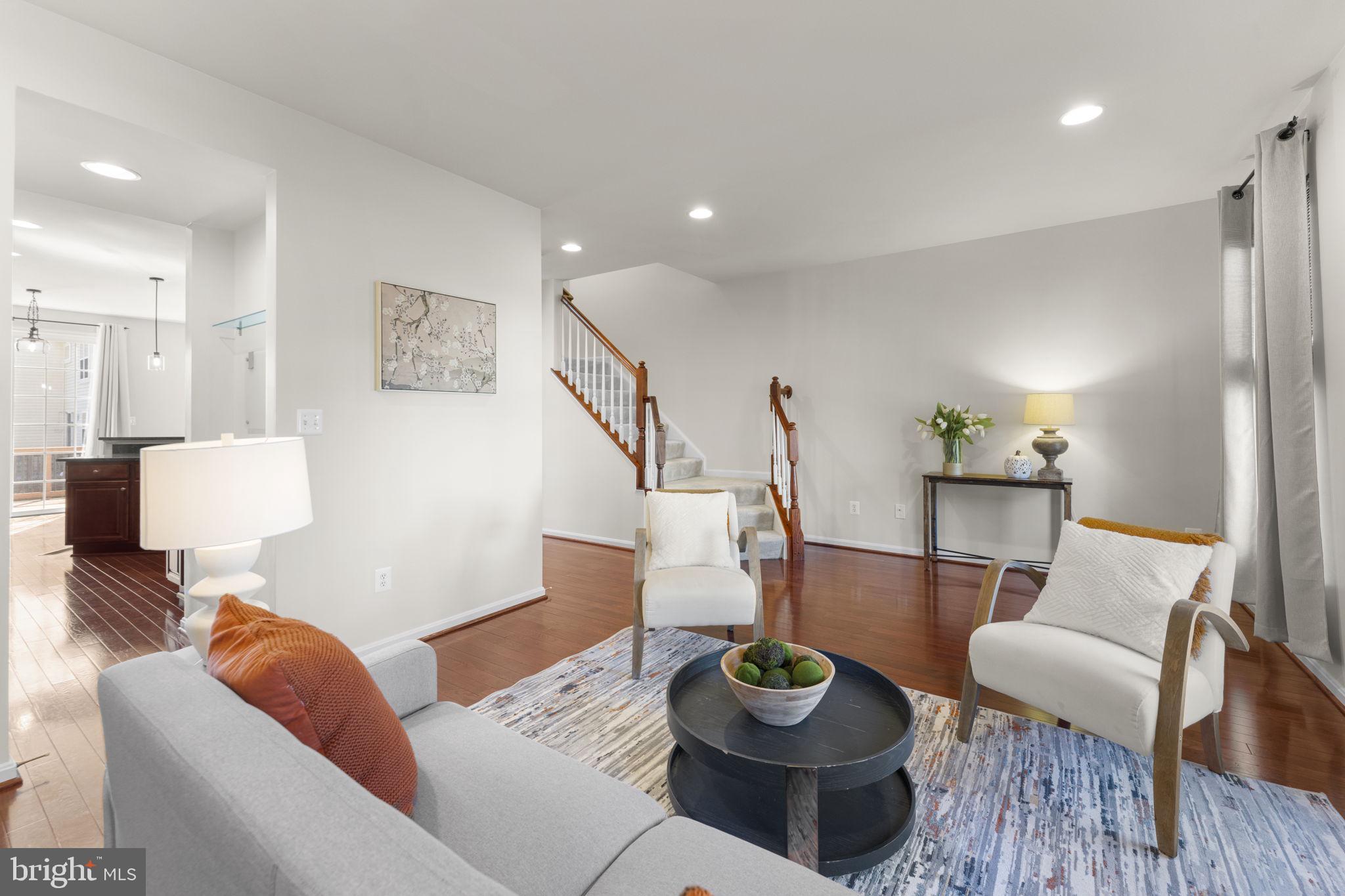 VICTORY LAKES - Residential