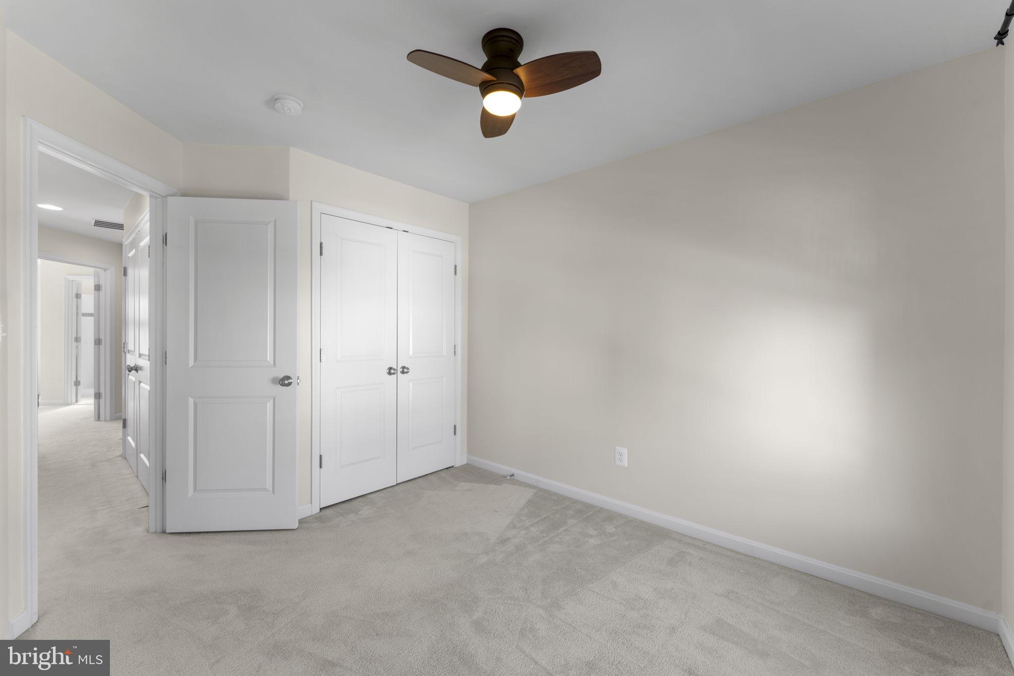 VICTORY LAKES - Residential