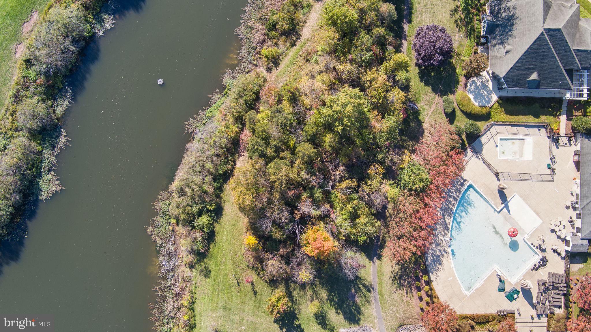 VICTORY LAKES - Residential