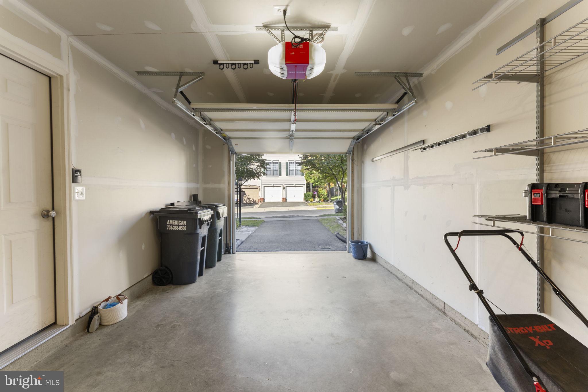 VICTORY LAKES - Residential