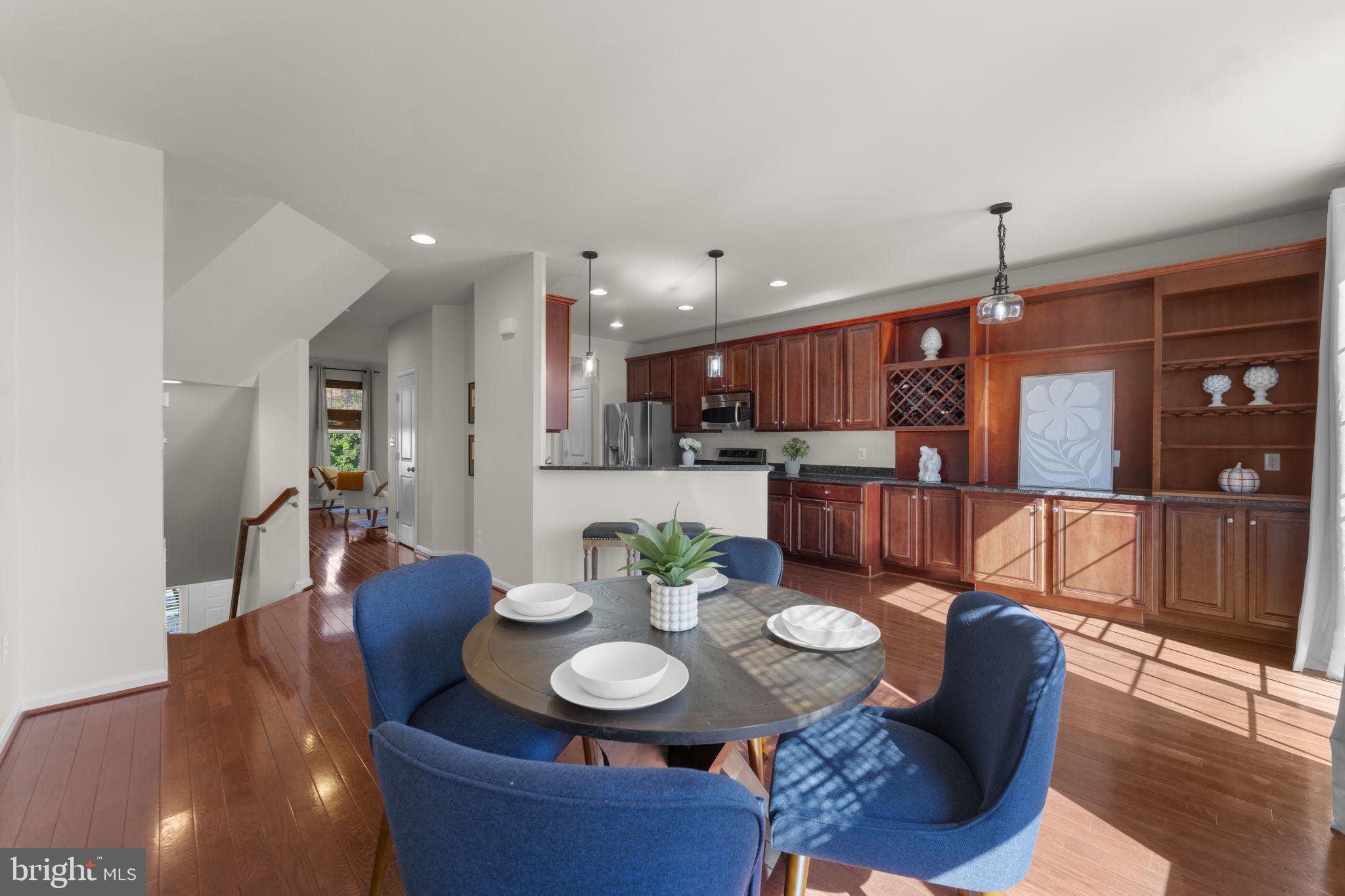 VICTORY LAKES - Residential