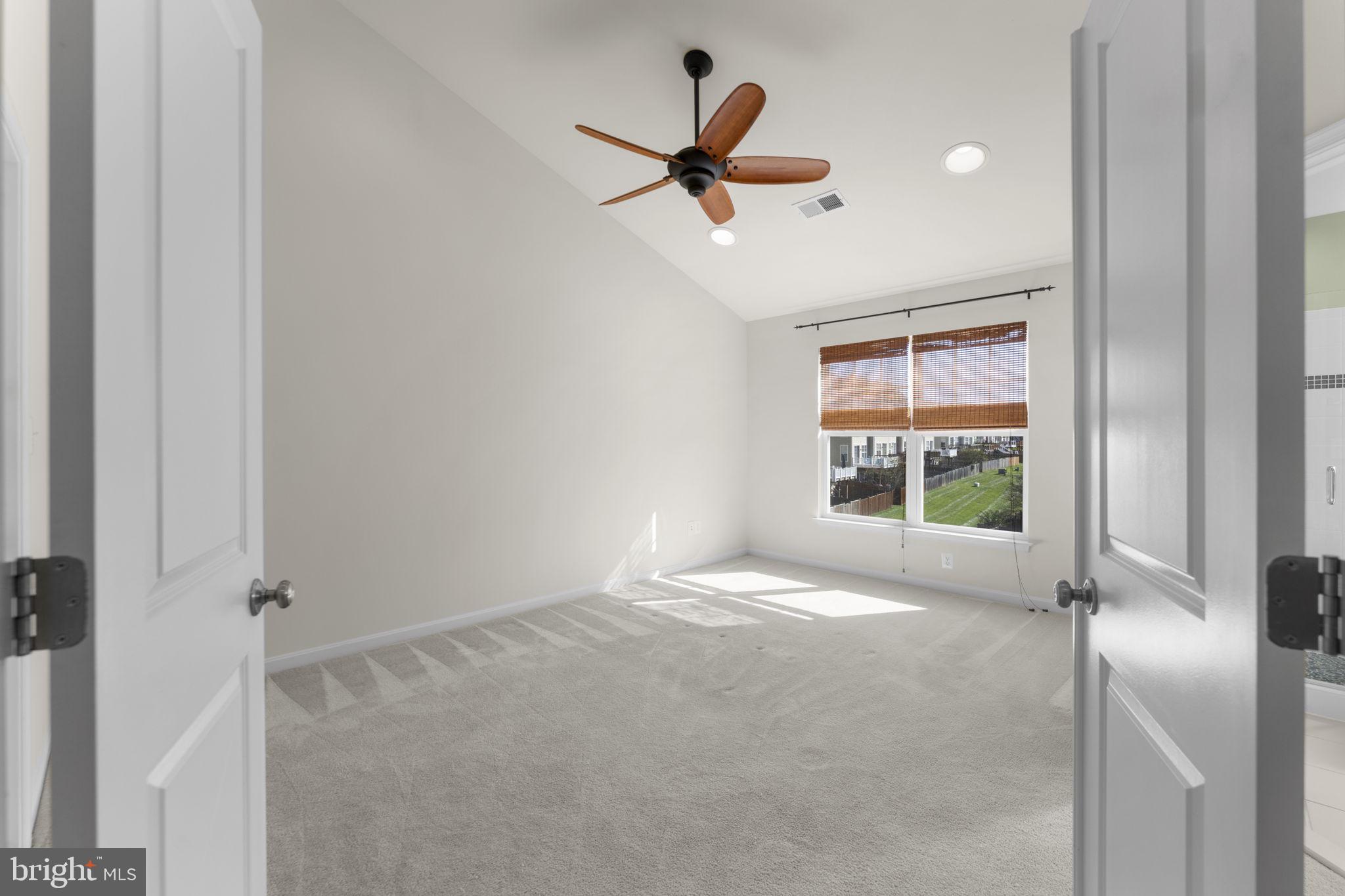 VICTORY LAKES - Residential