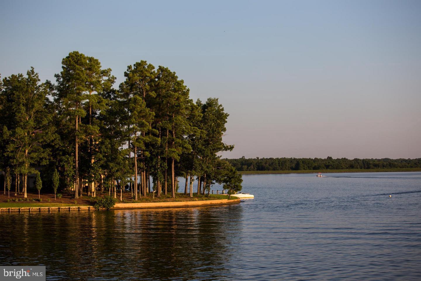 FAWN LAKE - Residential