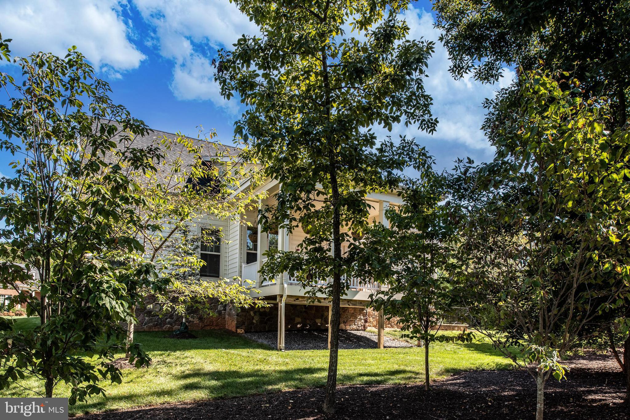 FAWN LAKE - Residential