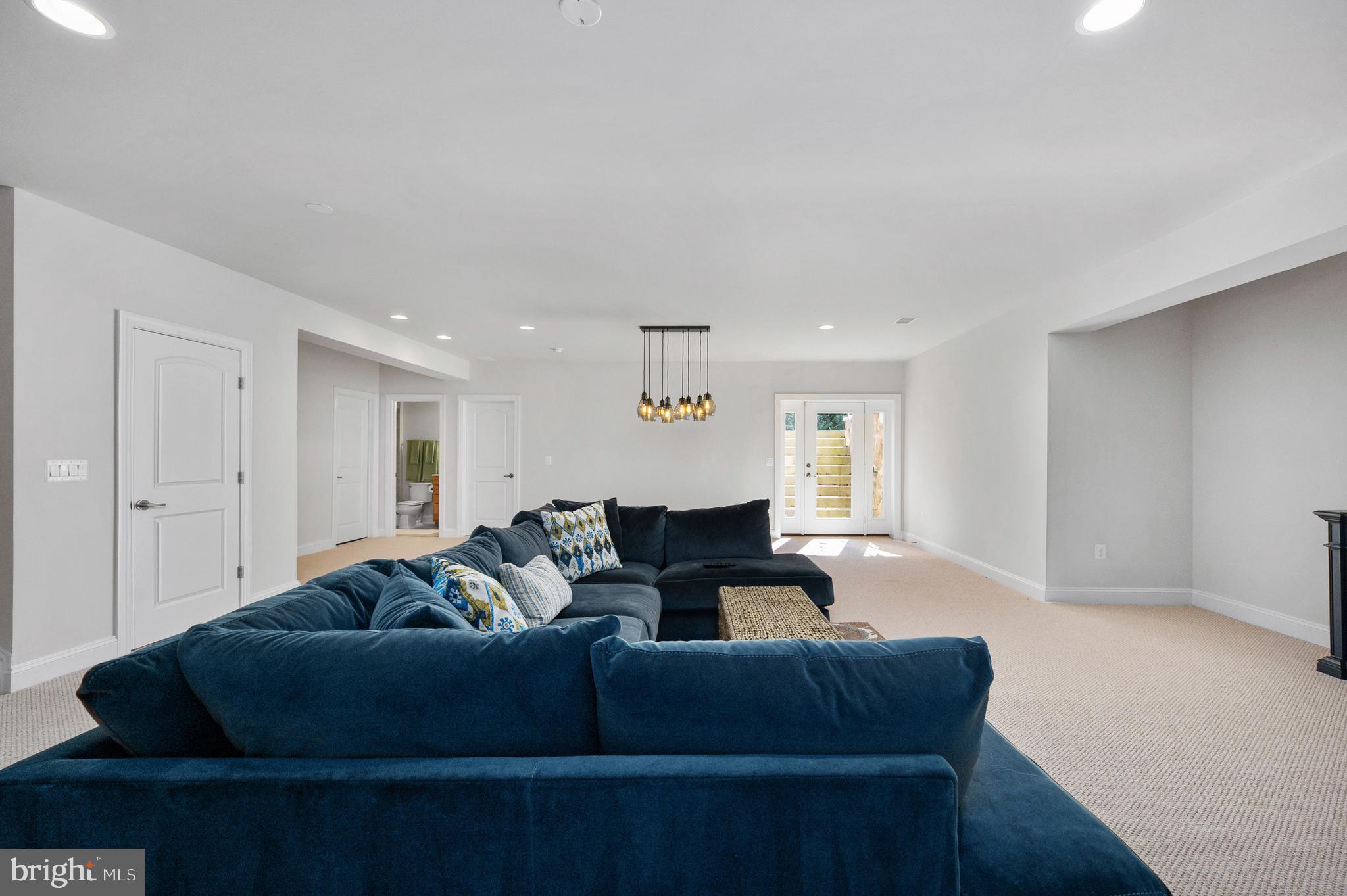 FAWN LAKE - Residential