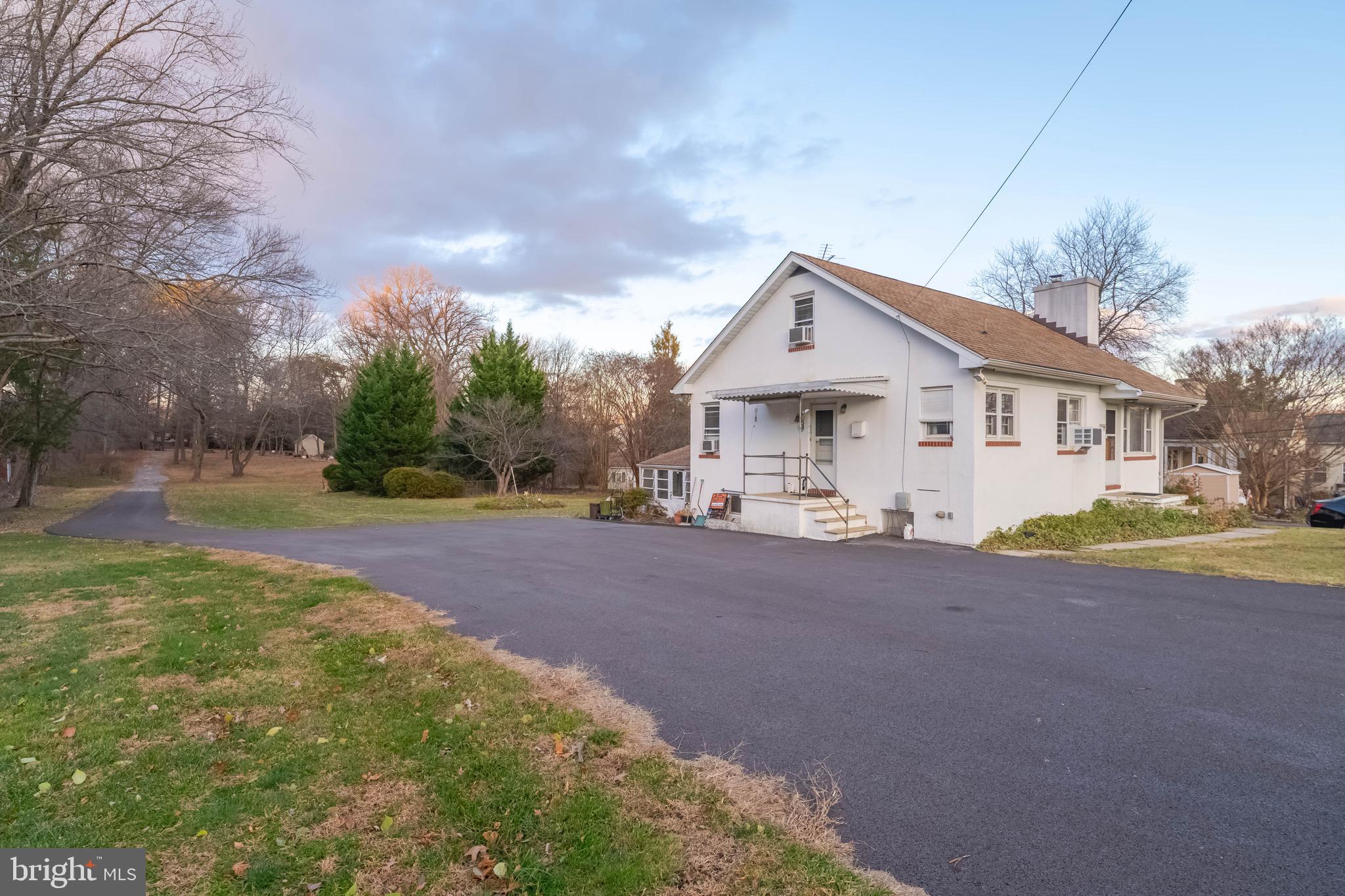 ROSEDALE GARDENS - Residential