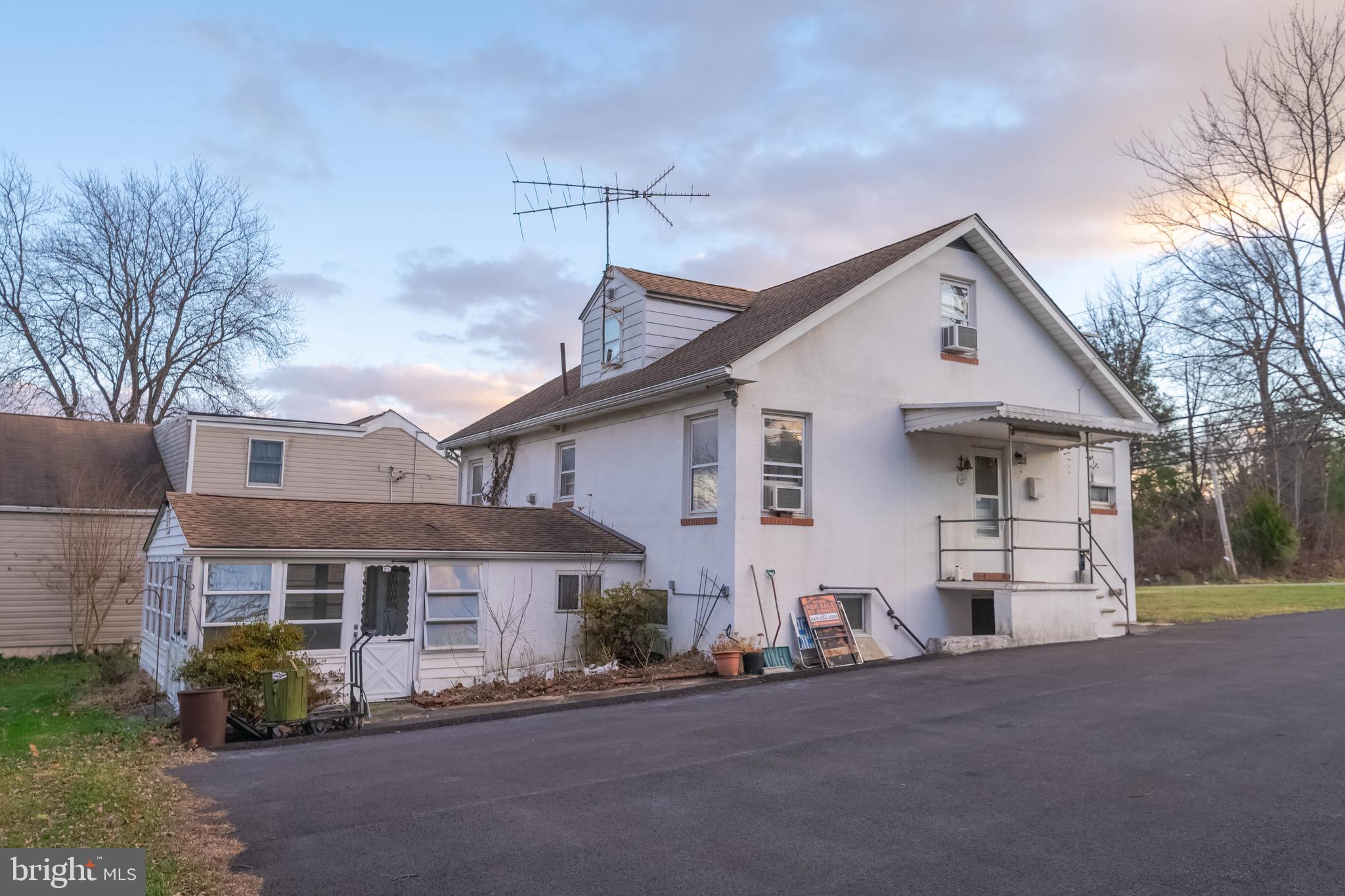 ROSEDALE GARDENS - Residential