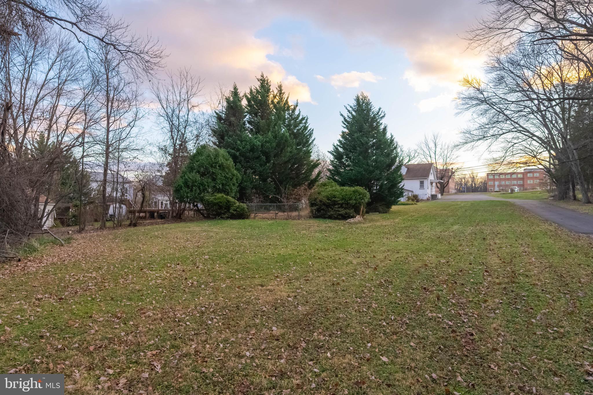 ROSEDALE GARDENS - Residential