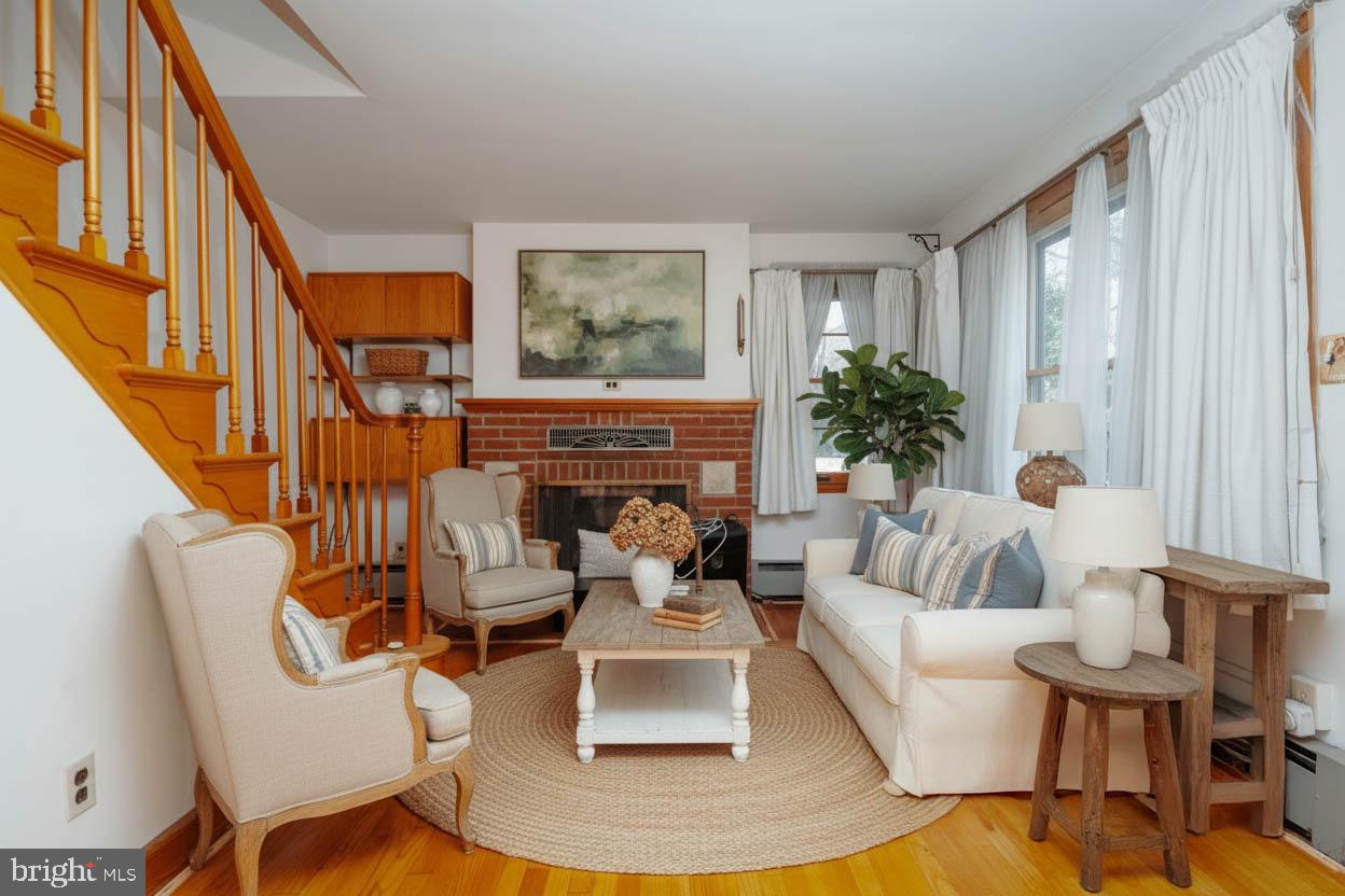 ROSEDALE GARDENS - Residential