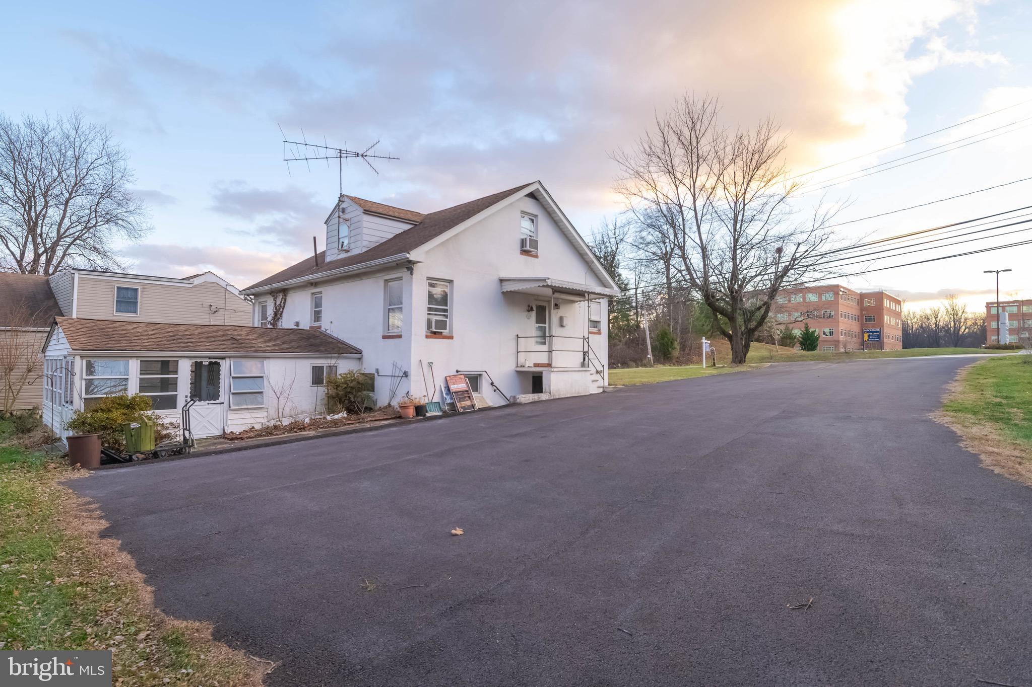 ROSEDALE GARDENS - Residential