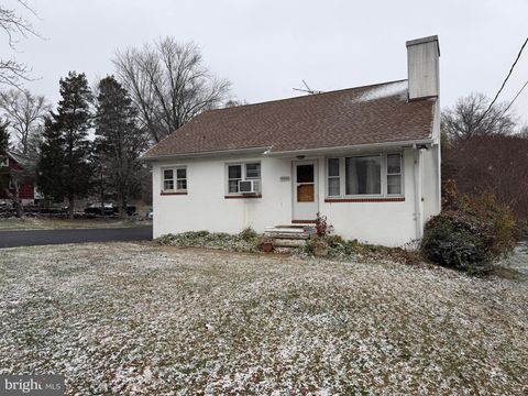 5240 KING AVENUE ROSEDALE MD 21237