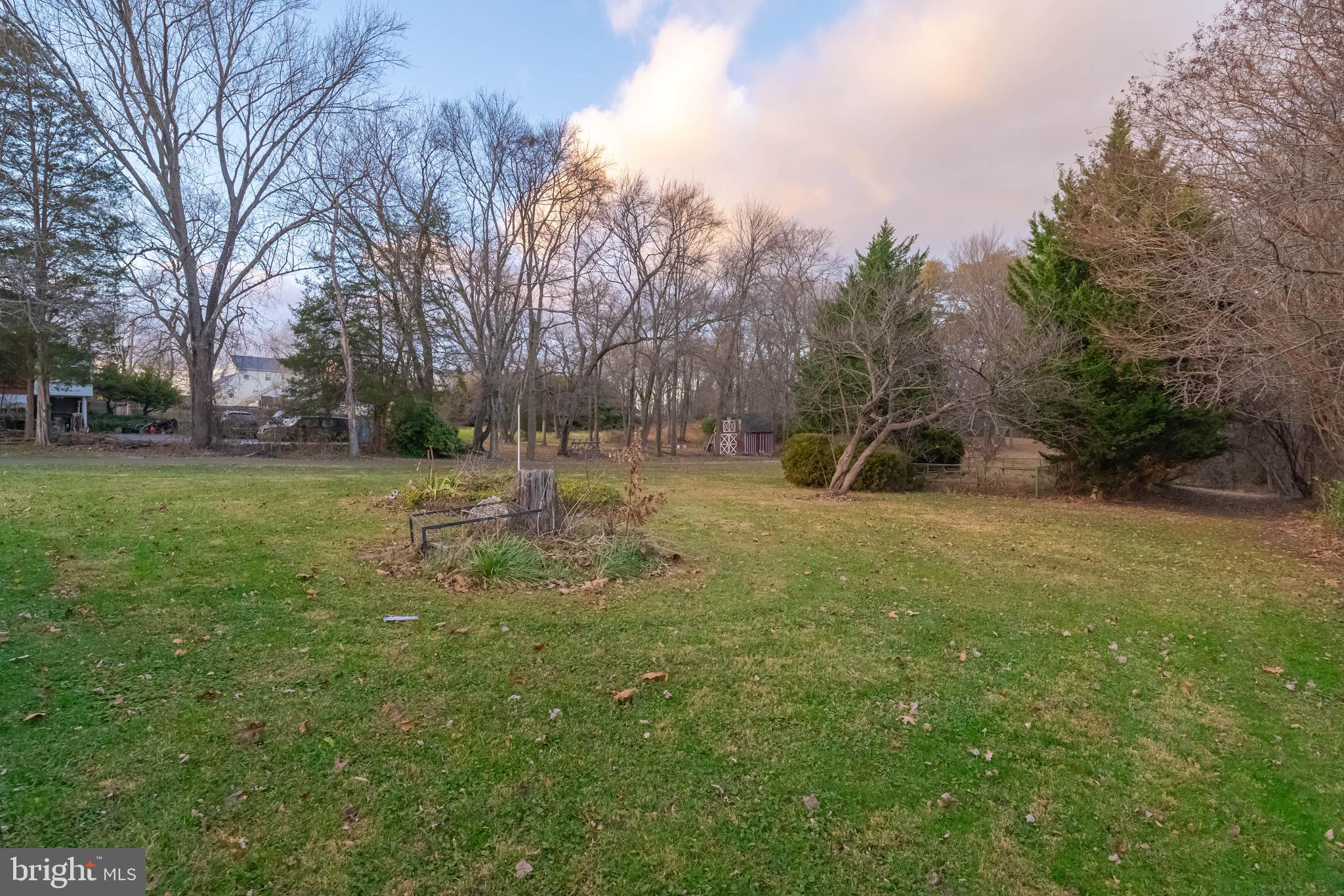 ROSEDALE GARDENS - Residential