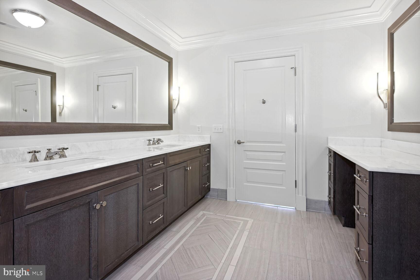 THE SIGNET - Residential