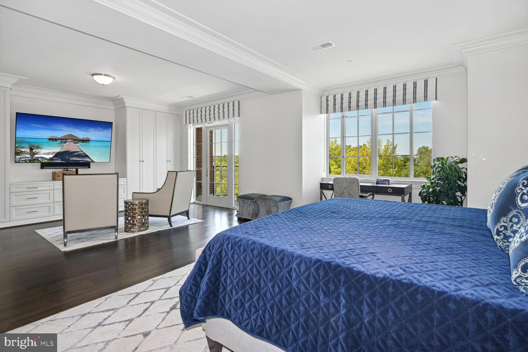 THE SIGNET - Residential