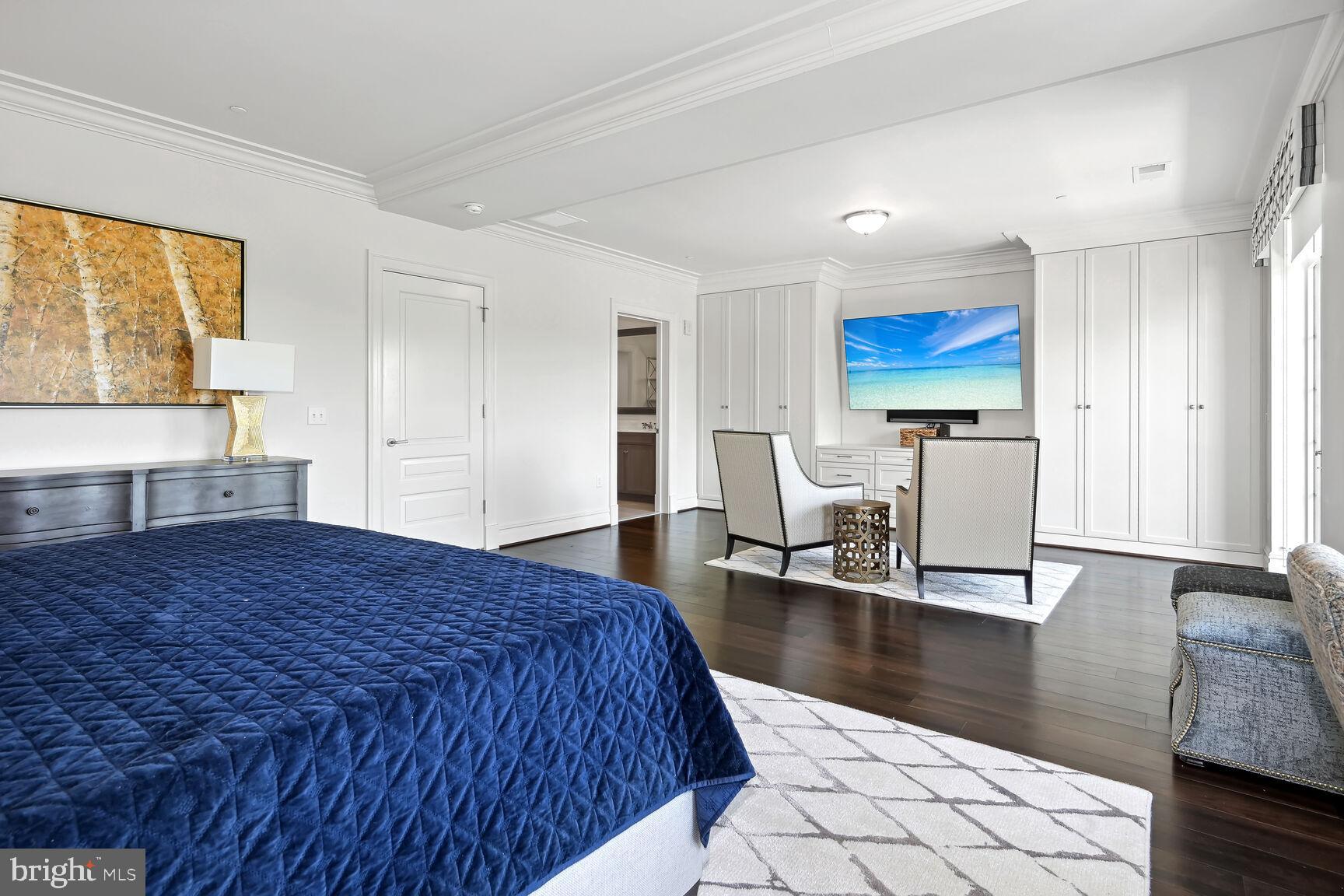 THE SIGNET - Residential