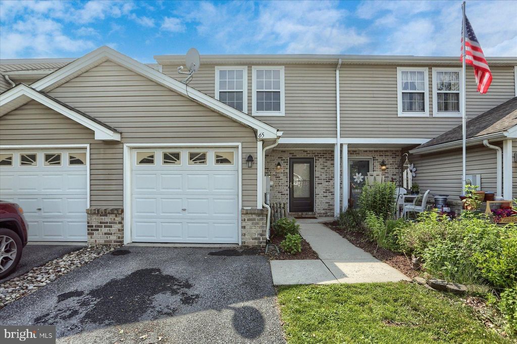 Photo of 65 Clemens Drive, DILLSBURG, PA 17019 (MLS # PAYK2090372)