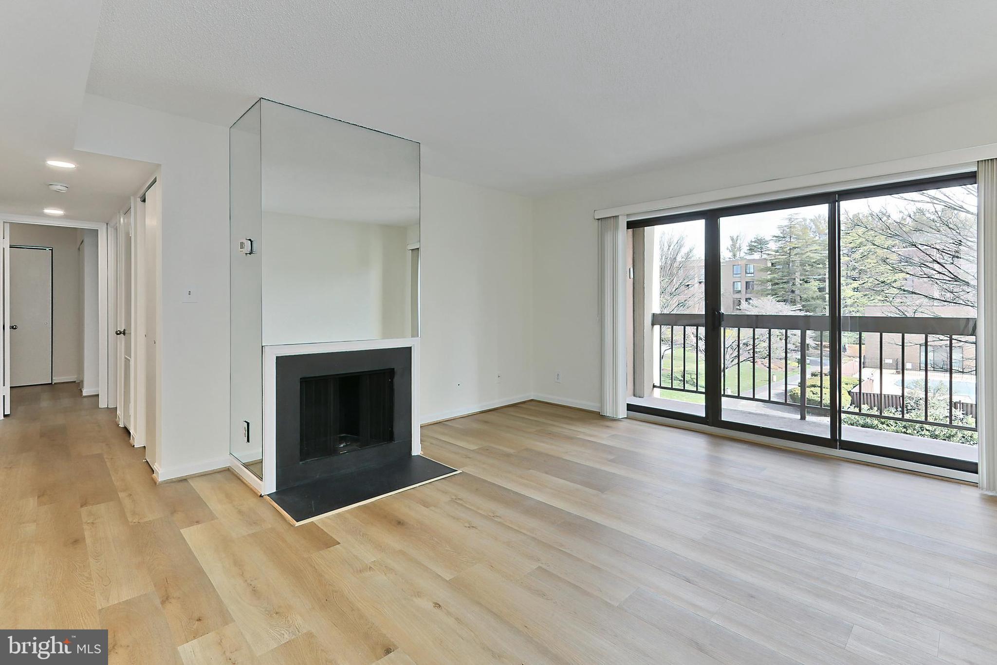 THE PLAZA - Residential