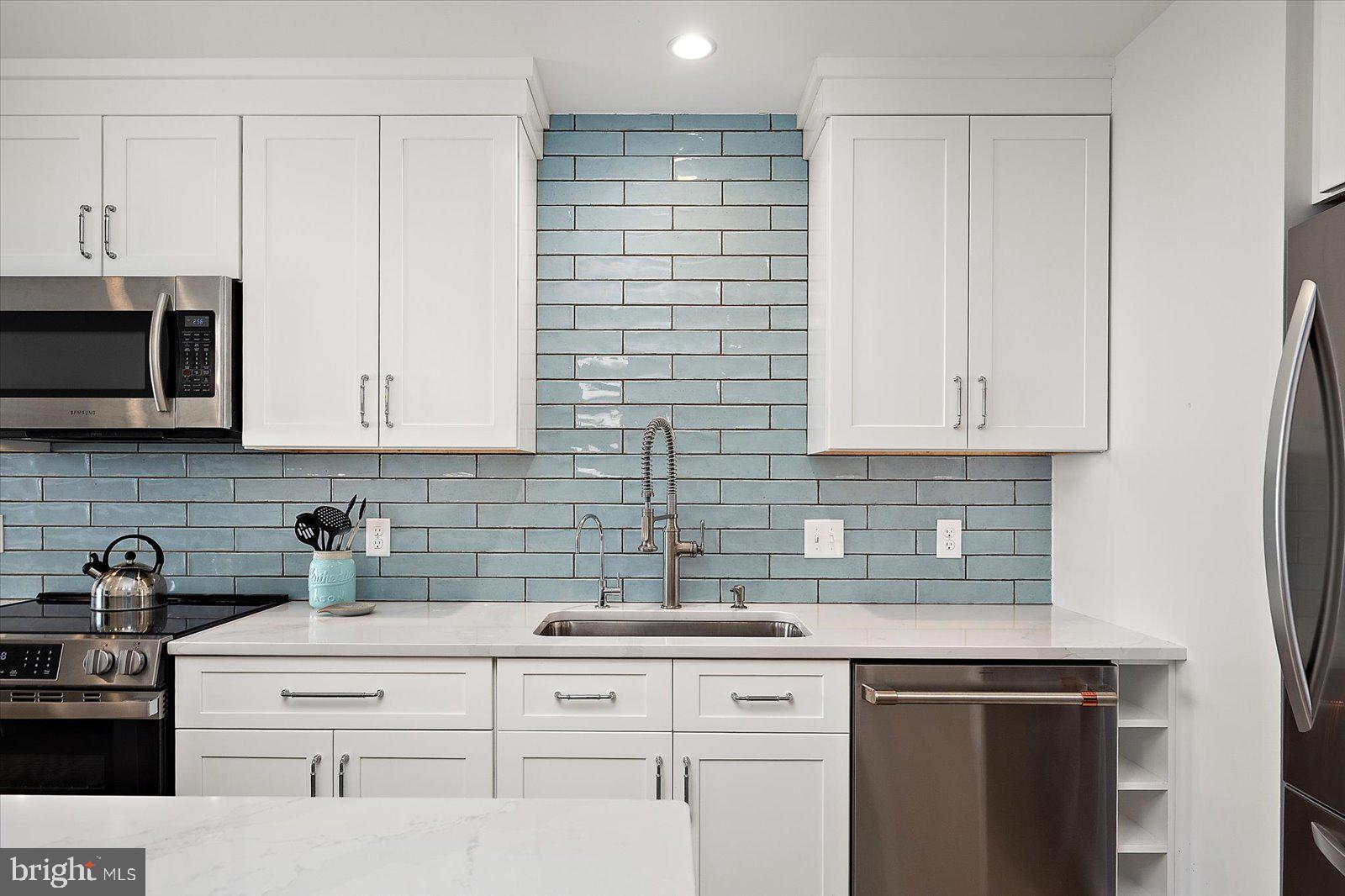 LITTLE SALISBURY - Residential