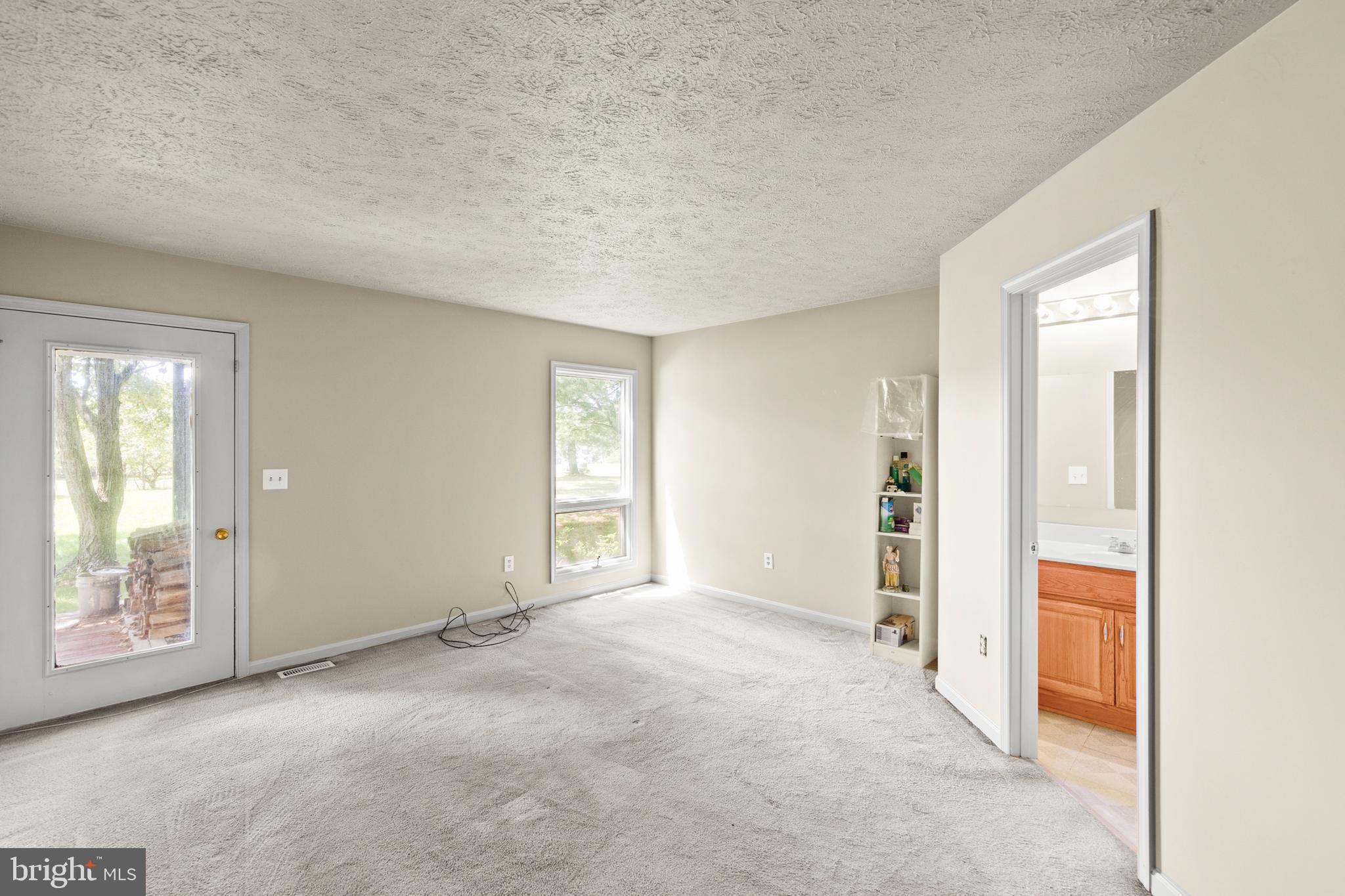 LAKE HOLIDAY ESTATES - Residential