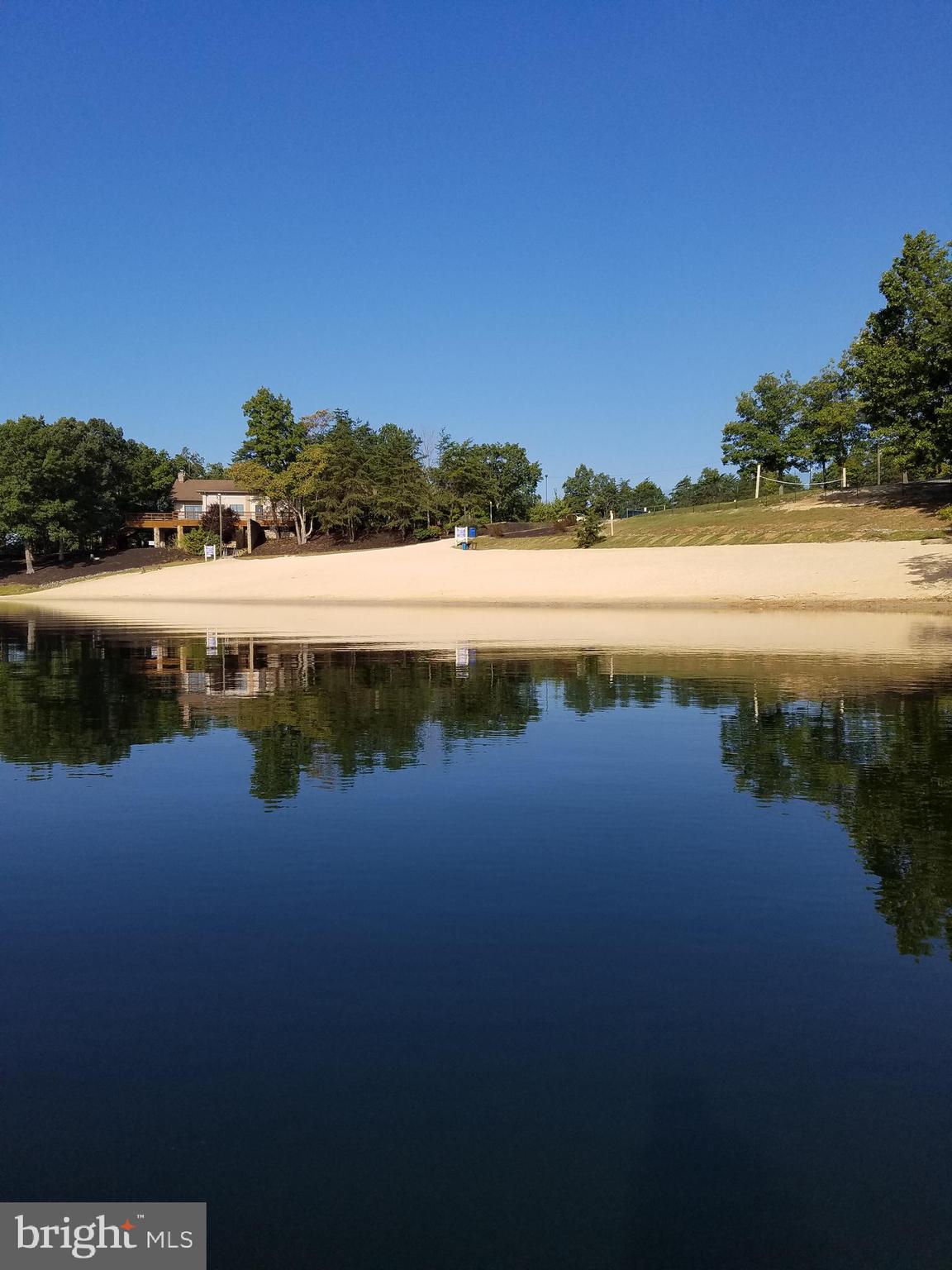 LAKE HOLIDAY ESTATES - Residential