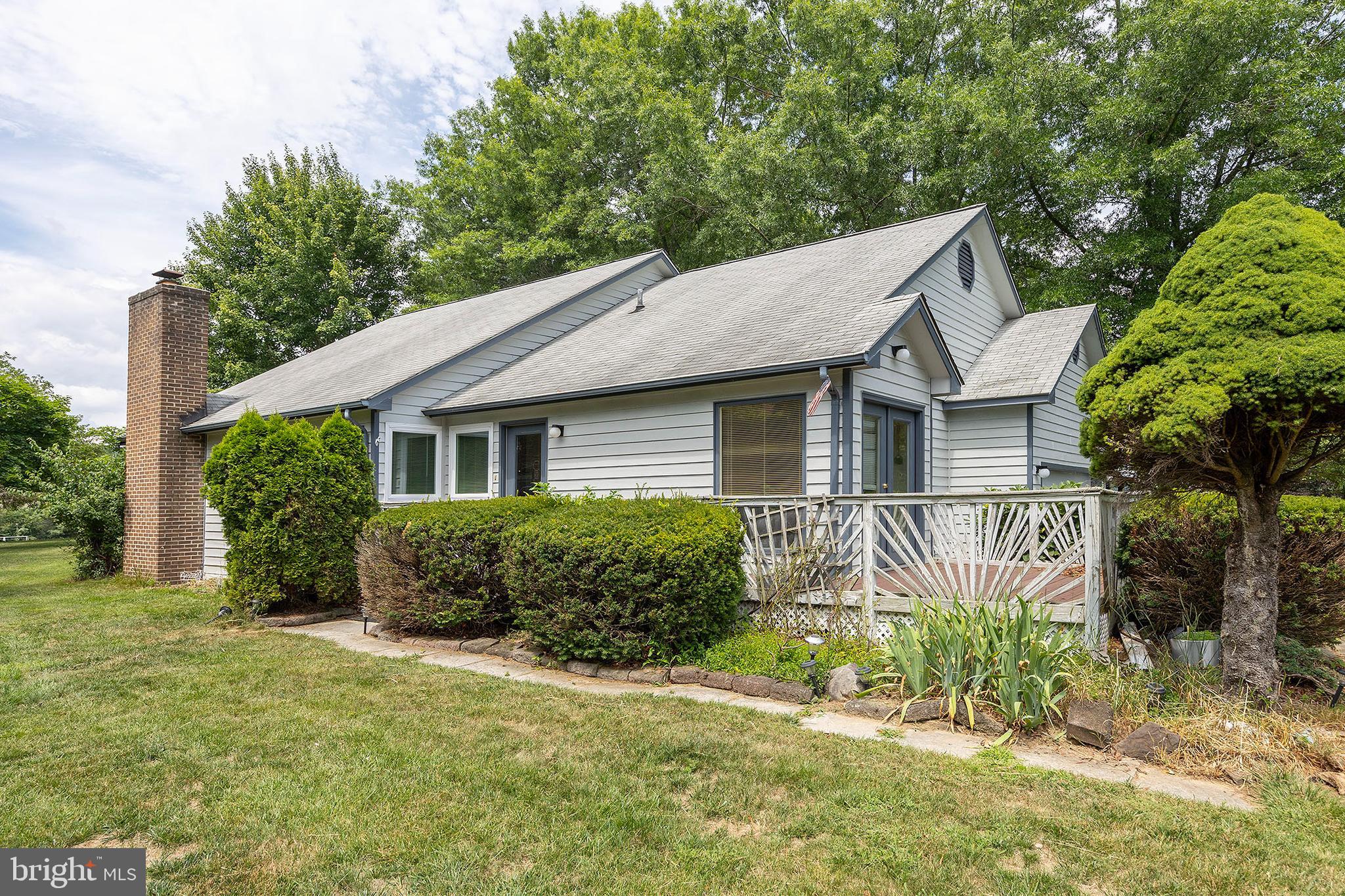 LAKE HOLIDAY ESTATES - Residential