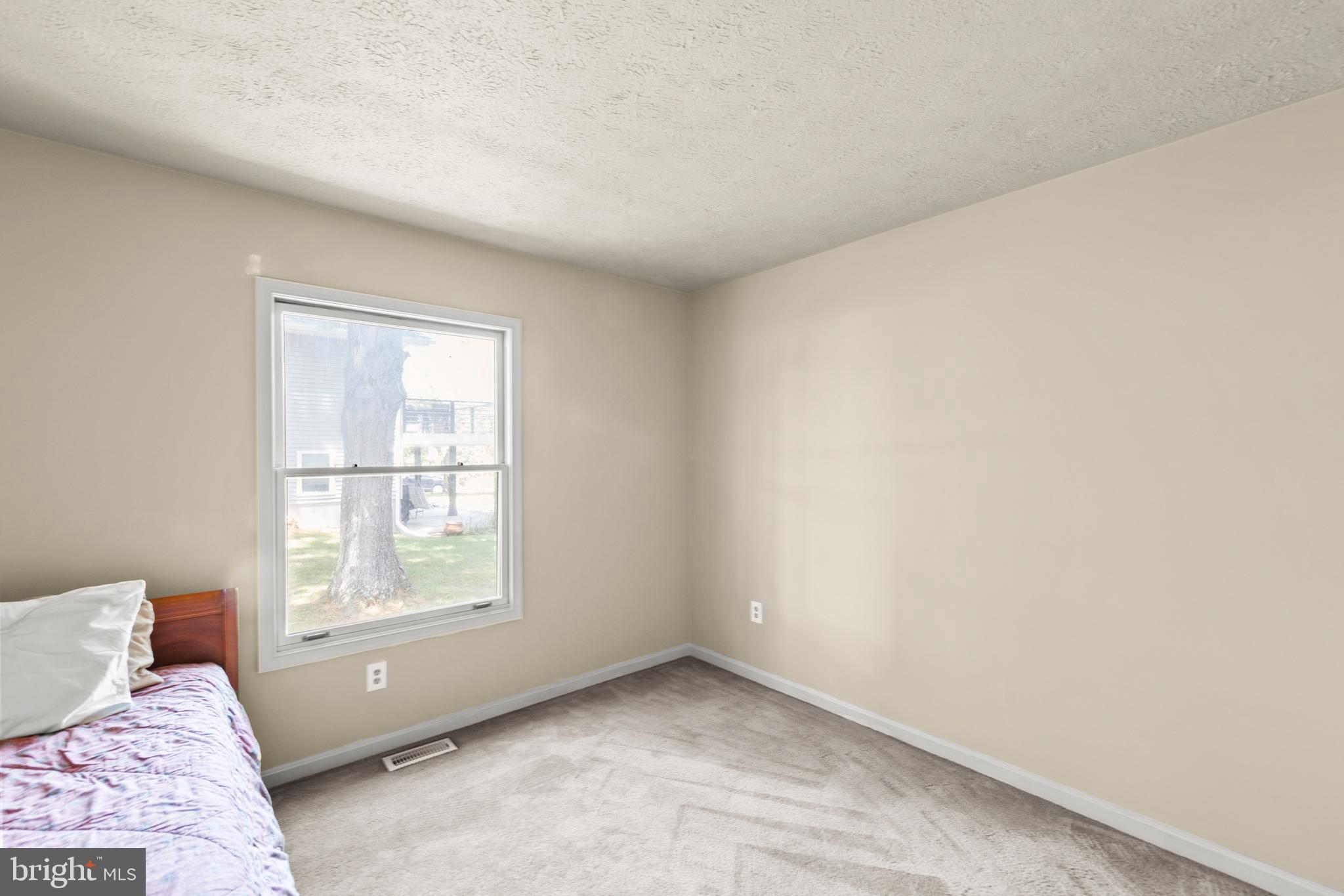 LAKE HOLIDAY ESTATES - Residential