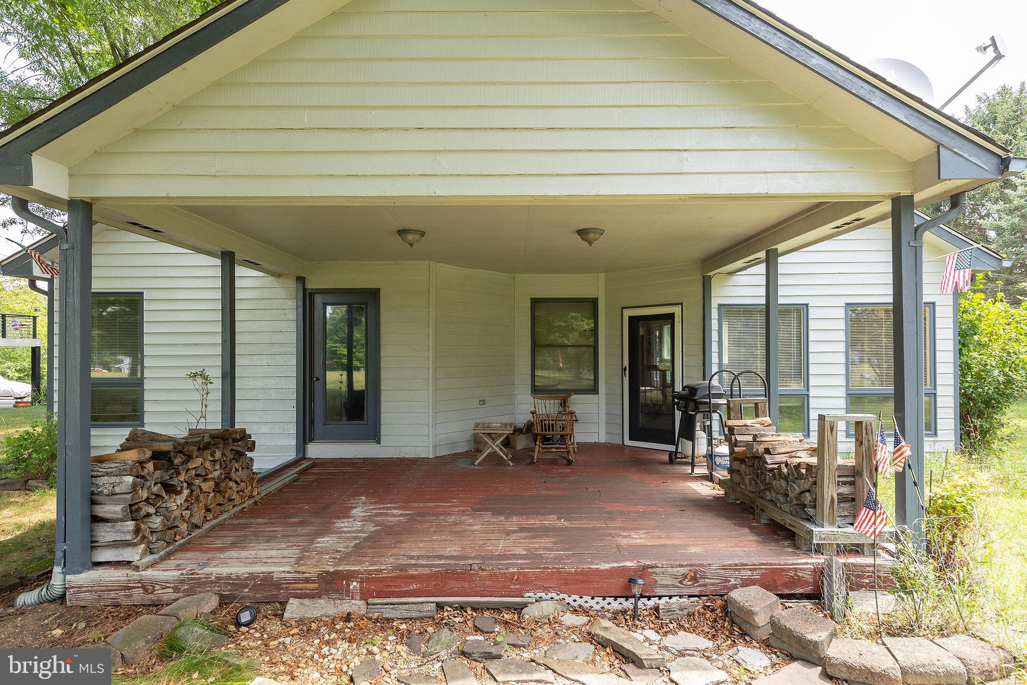 LAKE HOLIDAY ESTATES - Residential