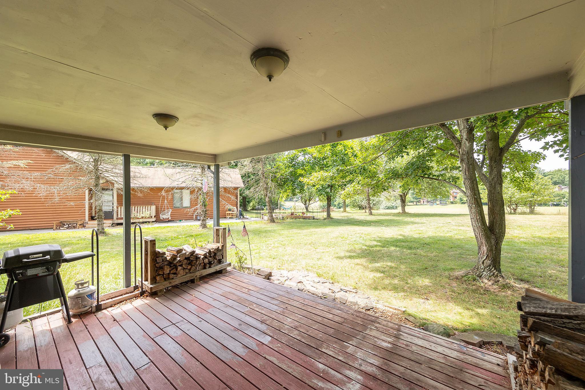 LAKE HOLIDAY ESTATES - Residential