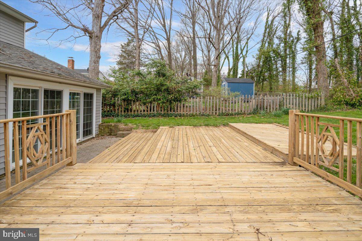 JACKSON PARK - Residential Lease