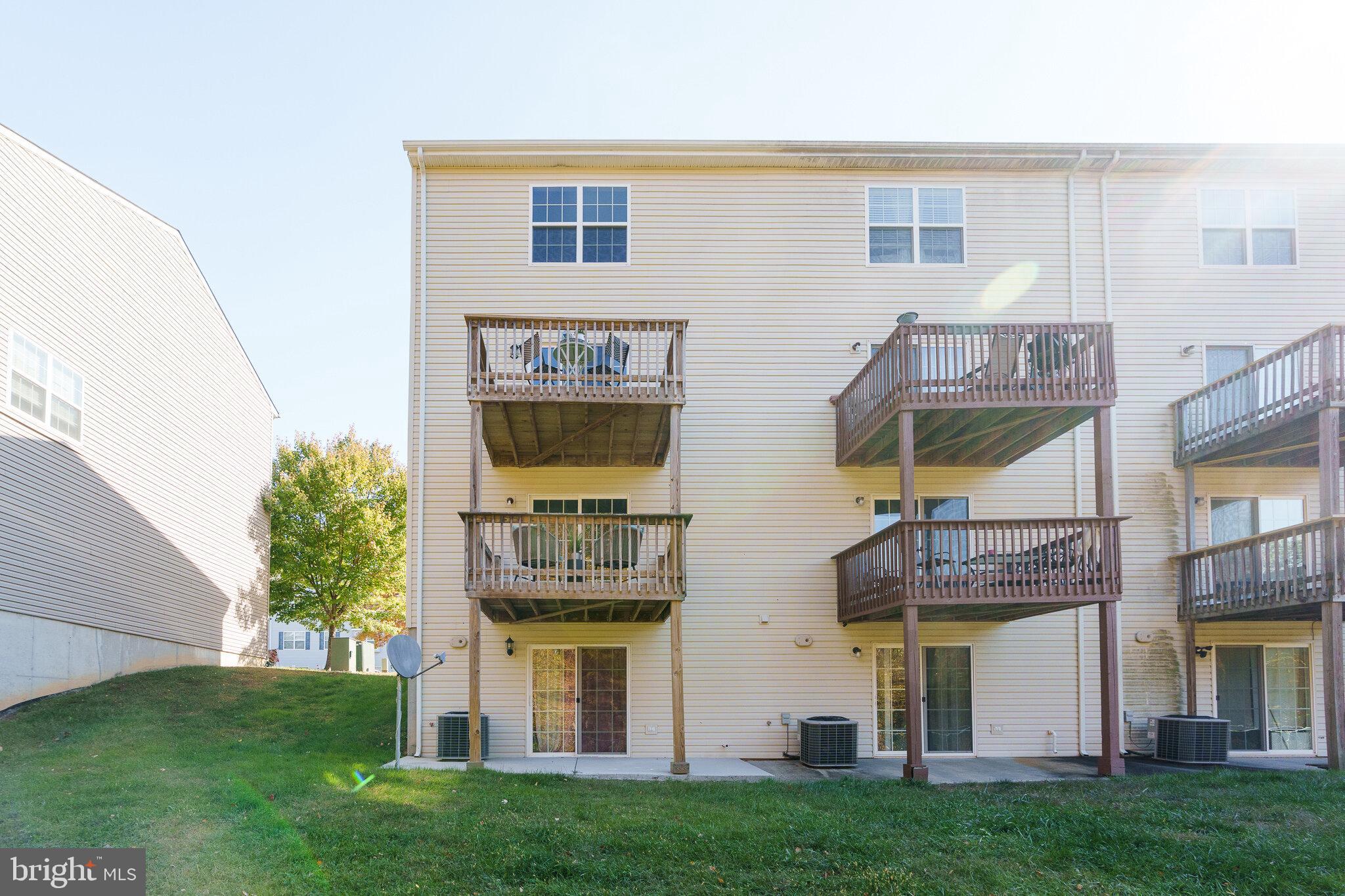 RED HILL - Residential