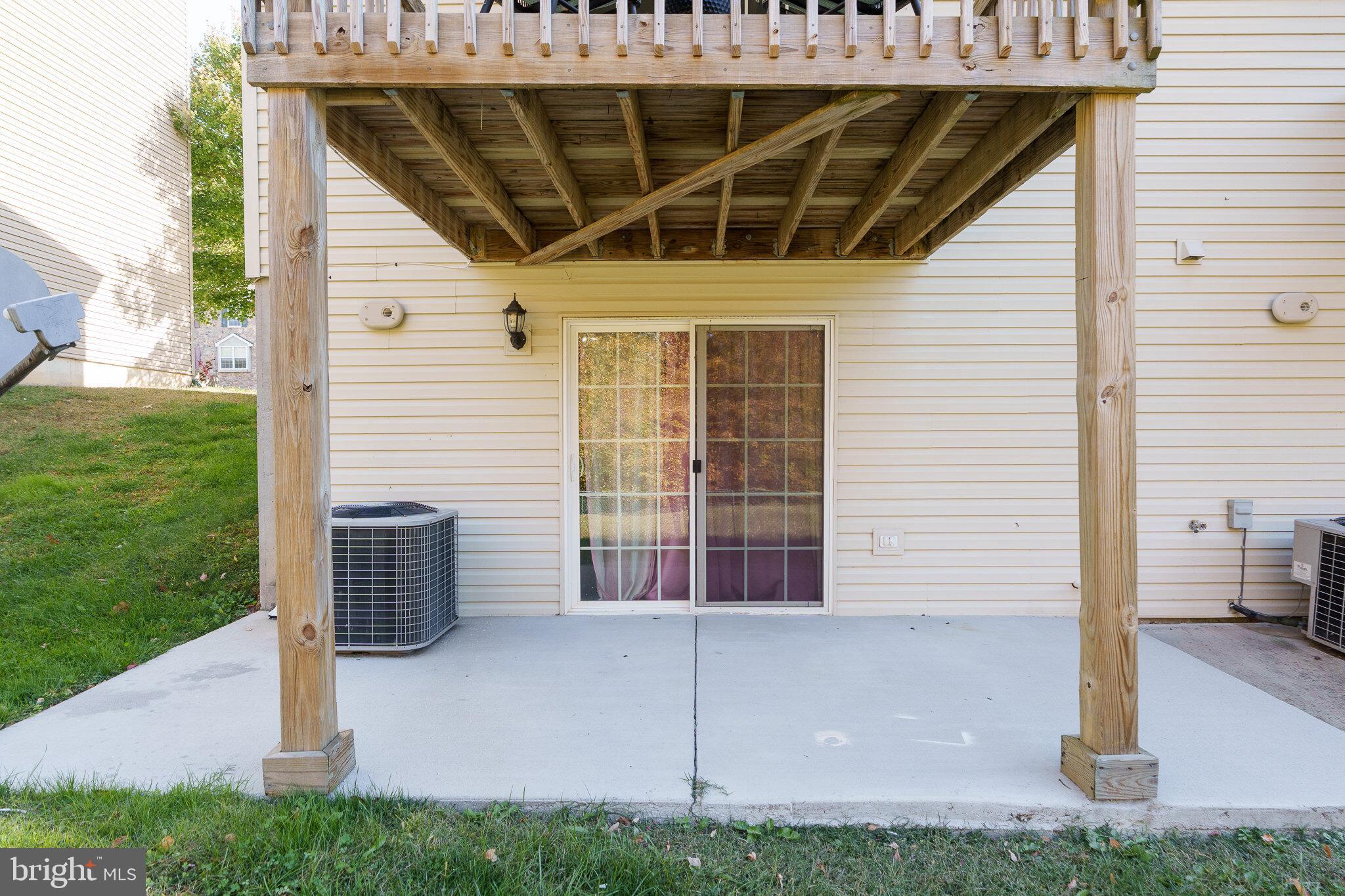 RED HILL - Residential