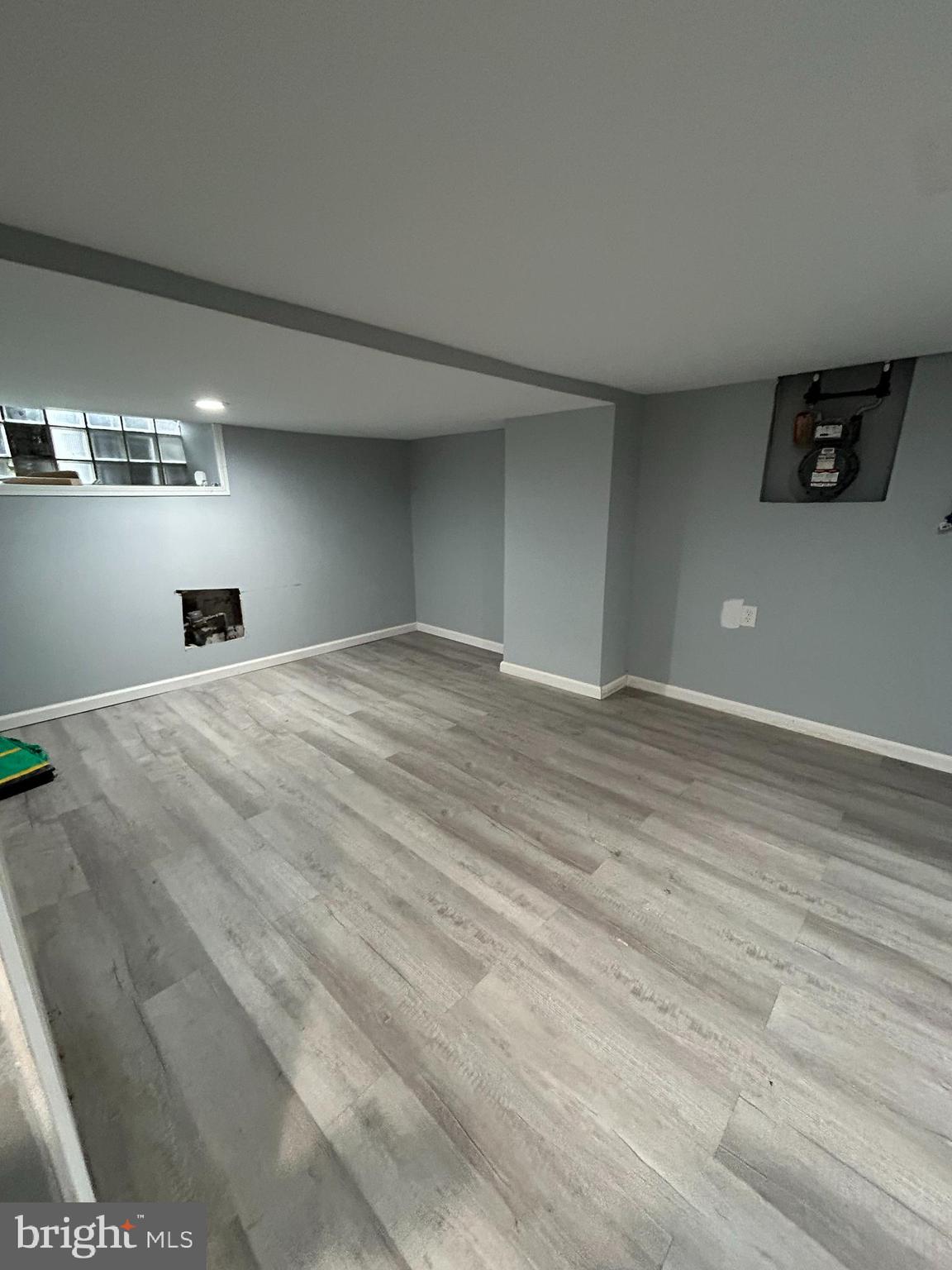 LAWNCREST - Residential