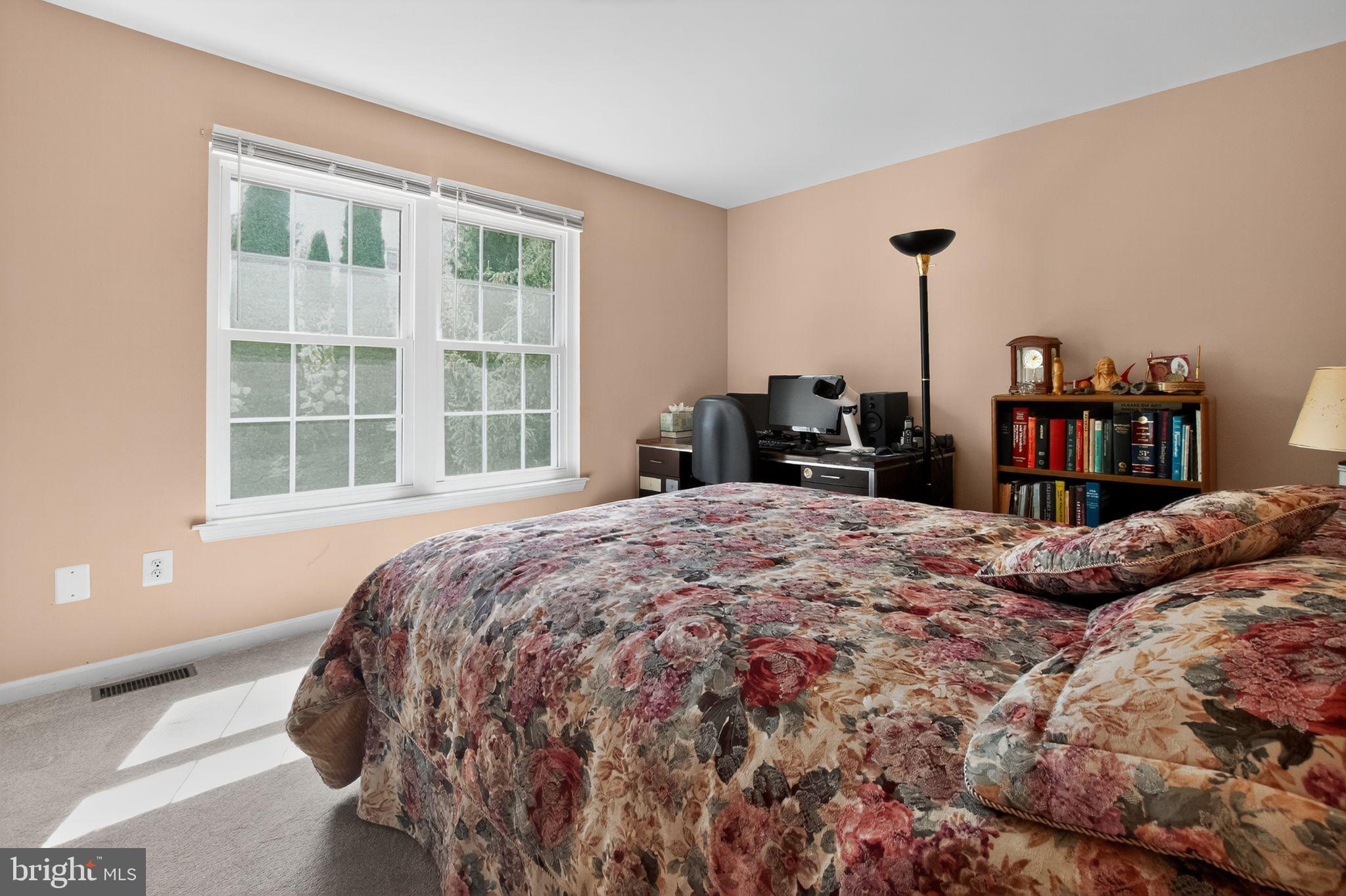 MEADOWS AT VALLEYFRG - Residential