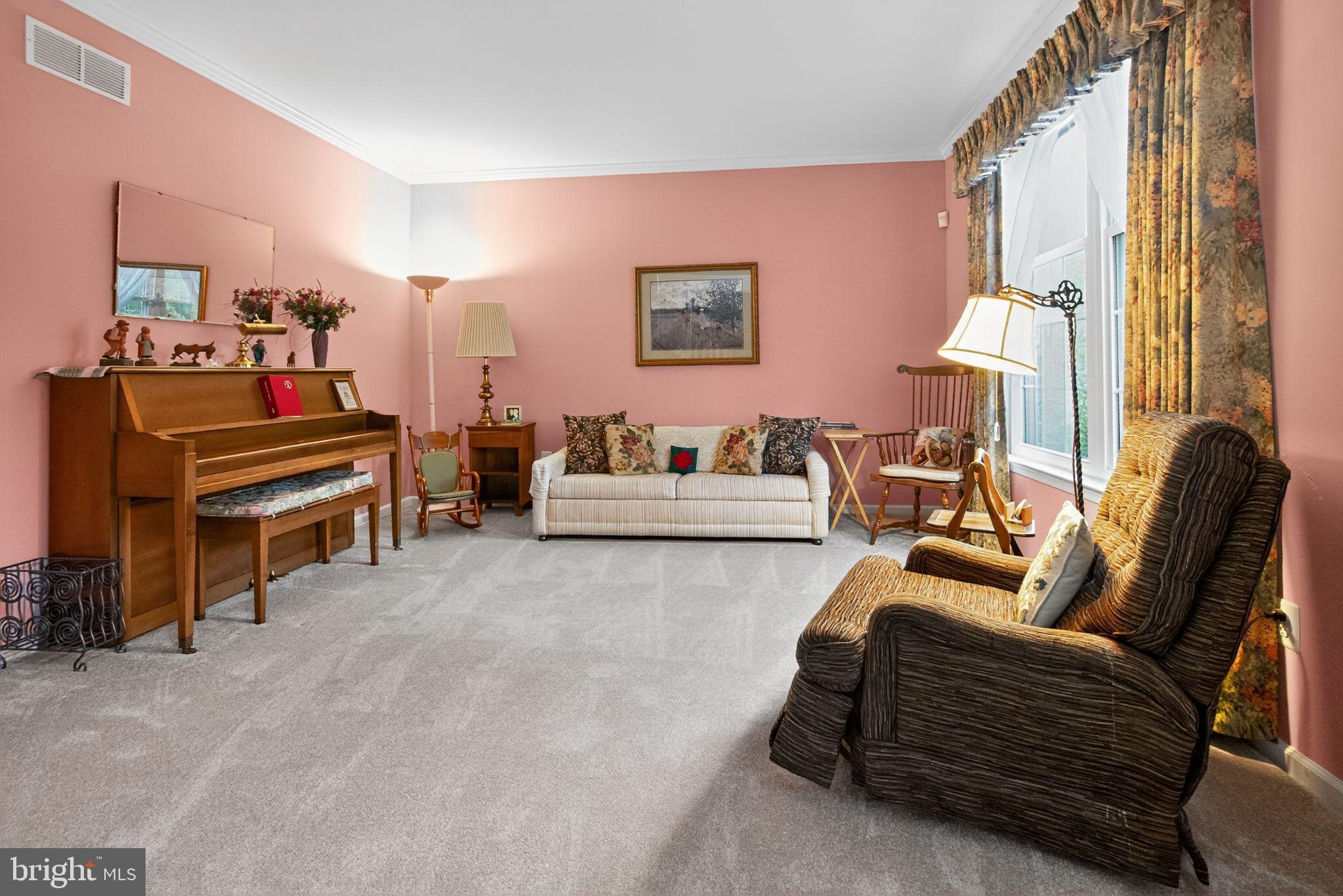 MEADOWS AT VALLEYFRG - Residential