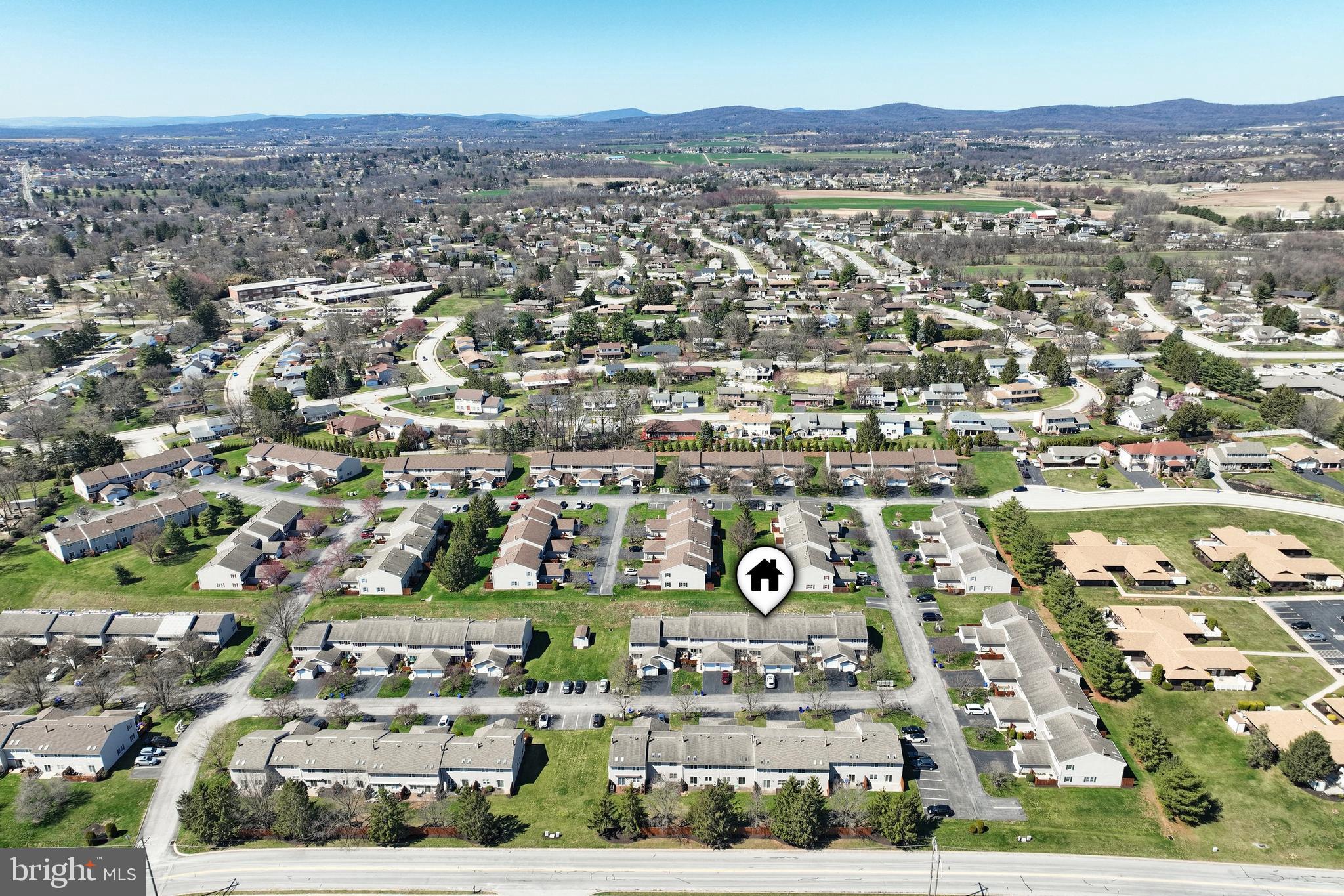 STONEGATE VILLAGE - Residential