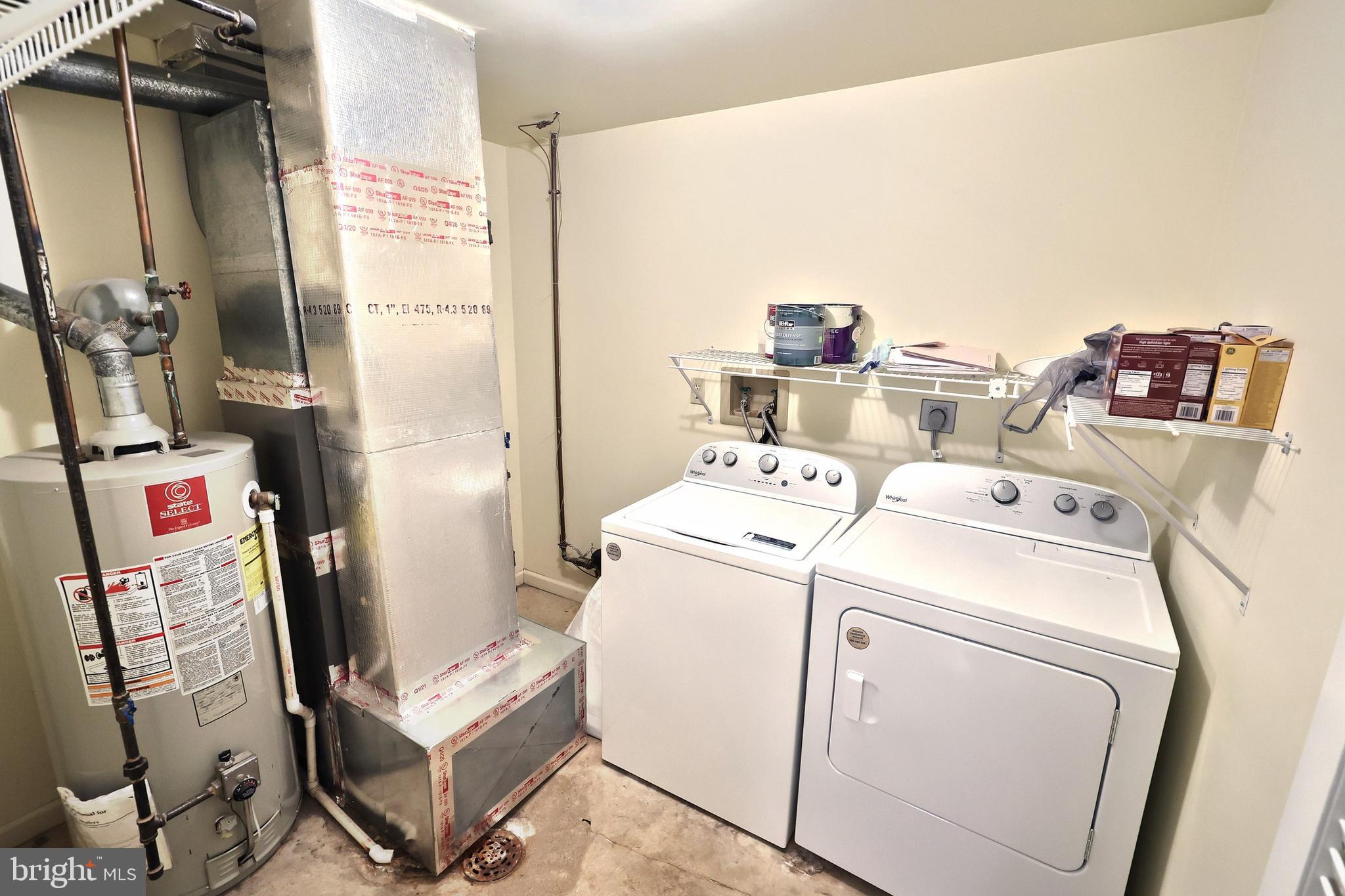 STONEGATE VILLAGE - Residential