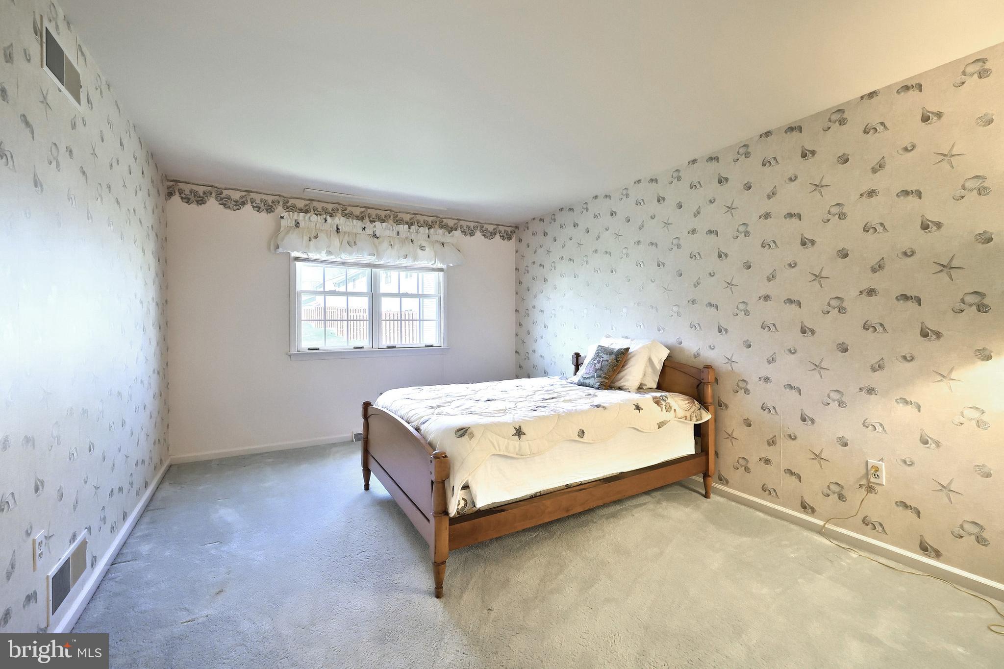 STONEGATE VILLAGE - Residential