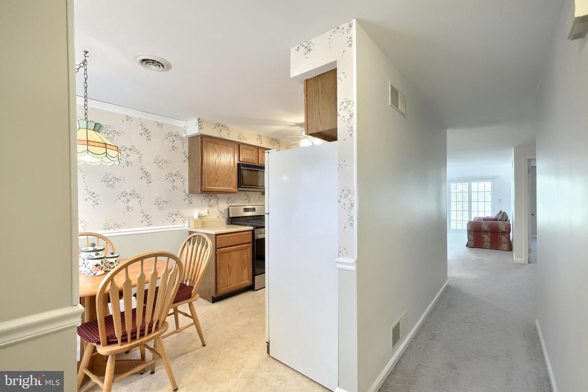 STONEGATE VILLAGE - Residential