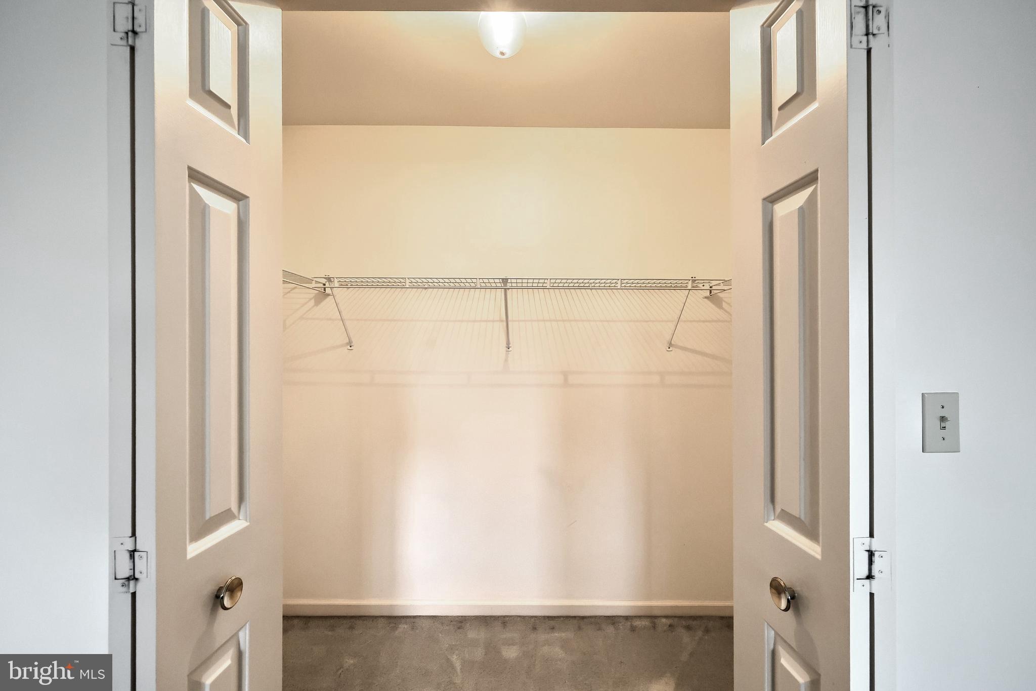 STONEGATE VILLAGE - Residential