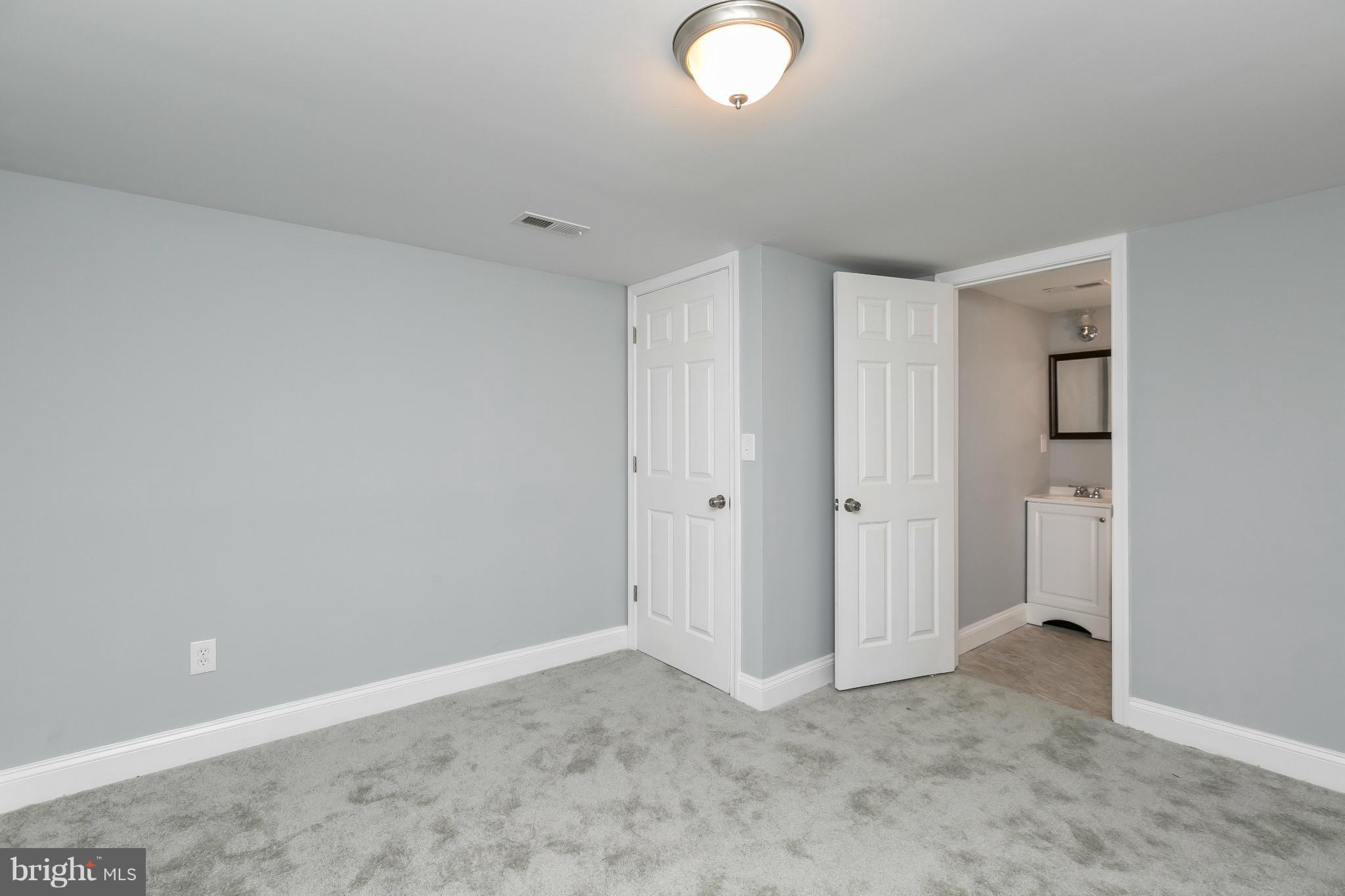 NORTHWOOD - Residential