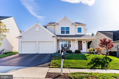 657 HAMAKER ROAD MANHEIM PA 17545